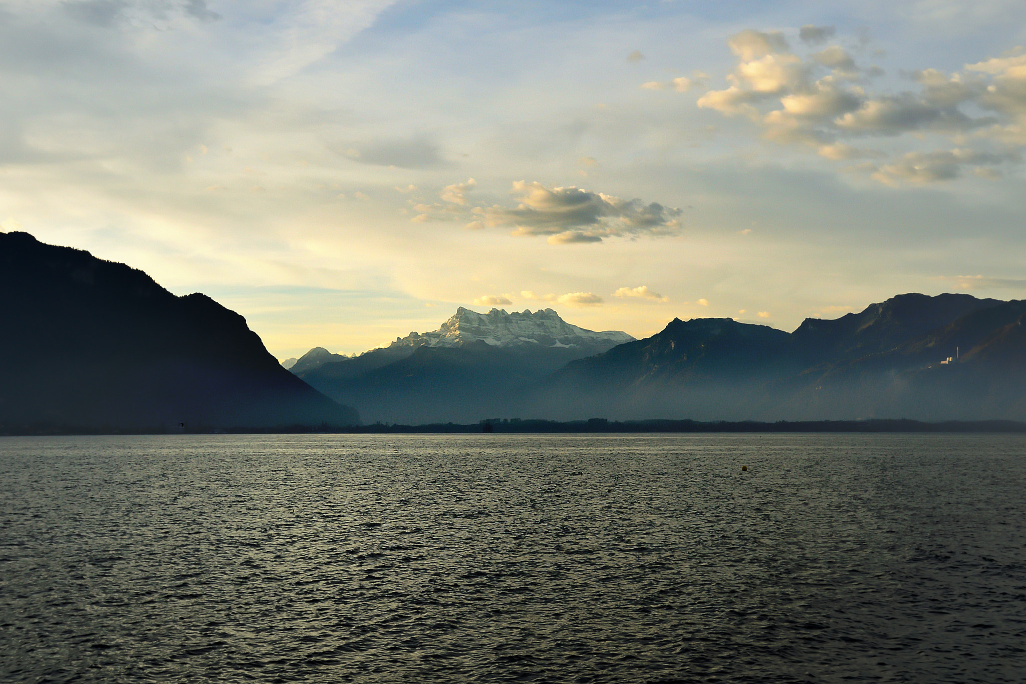 Nikon D3200 + Sigma 18-200mm F3.5-6.3 II DC OS HSM sample photo. Alps view (montreux) photography