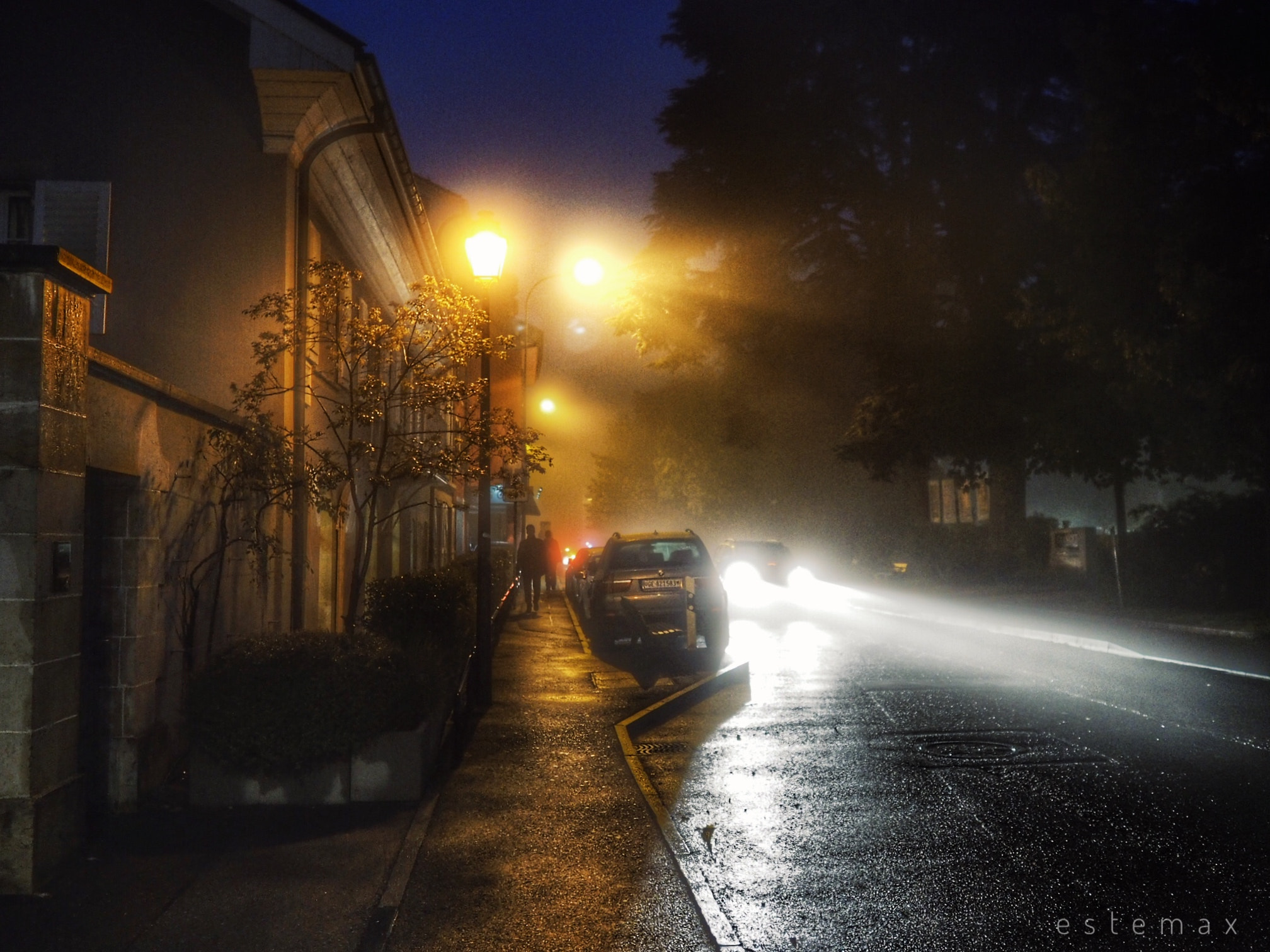 Olympus OM-D E-M1 + Olympus M.Zuiko Digital 17mm F1.8 sample photo. ... going to work! photography