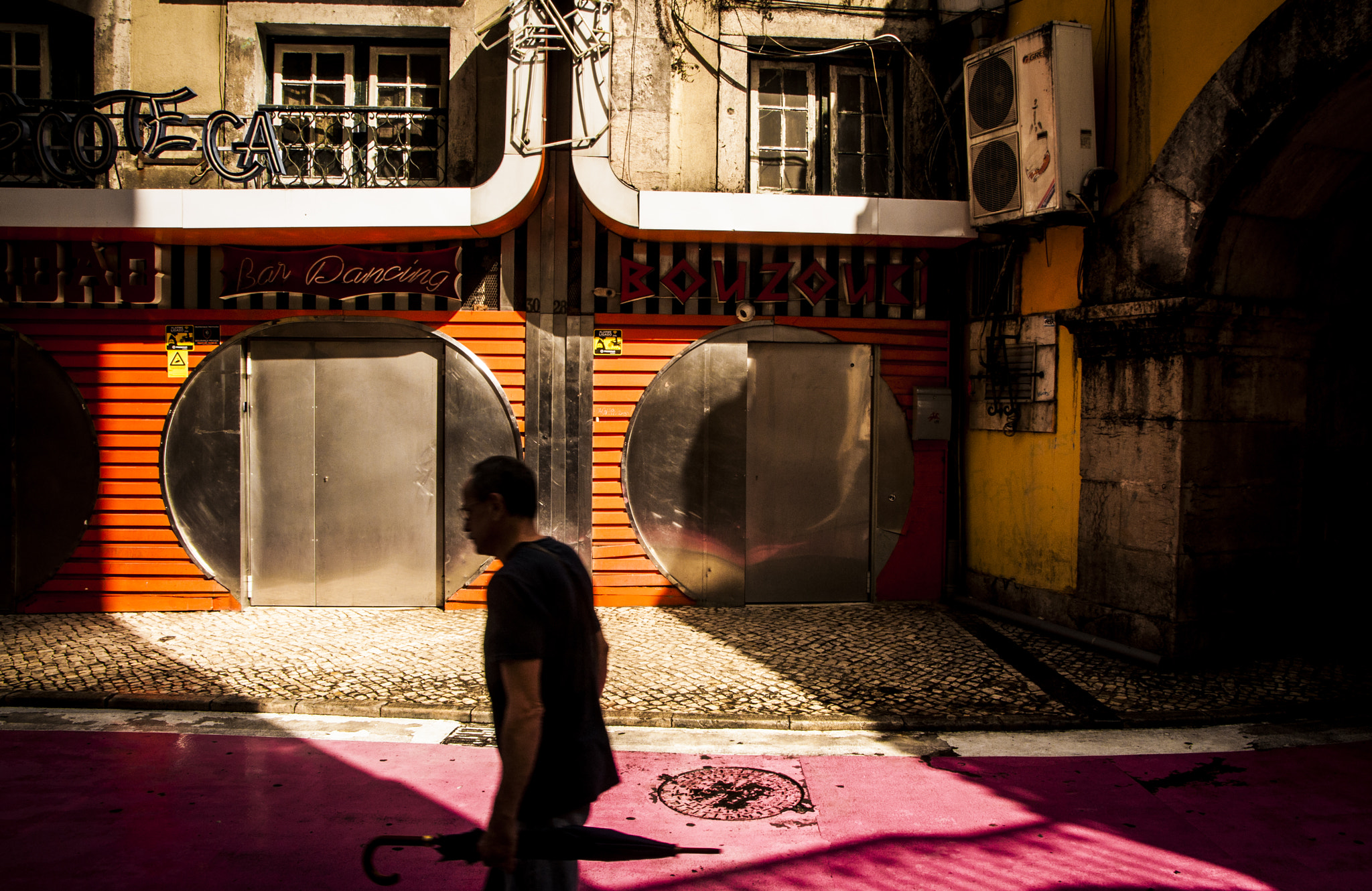 Sigma 17-50mm F2.8 EX DC OS HSM sample photo. Lisbon backstreet photography