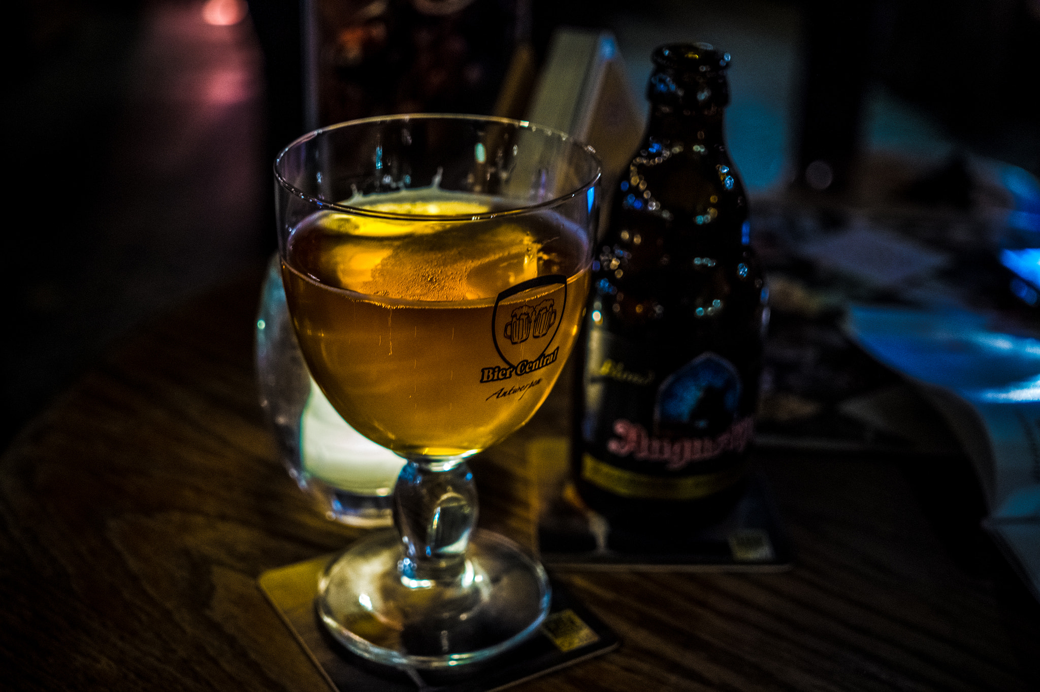 Sony Alpha a5000 (ILCE 5000) + Sigma 30mm F2.8 EX DN sample photo. Beer belgium oct-2016 photography