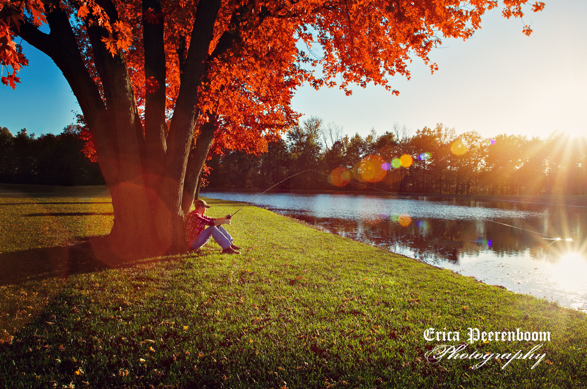 Canon EOS 5D Mark II + Sigma 24mm f/1.8 DG Macro EX sample photo. Autumn solitude photography