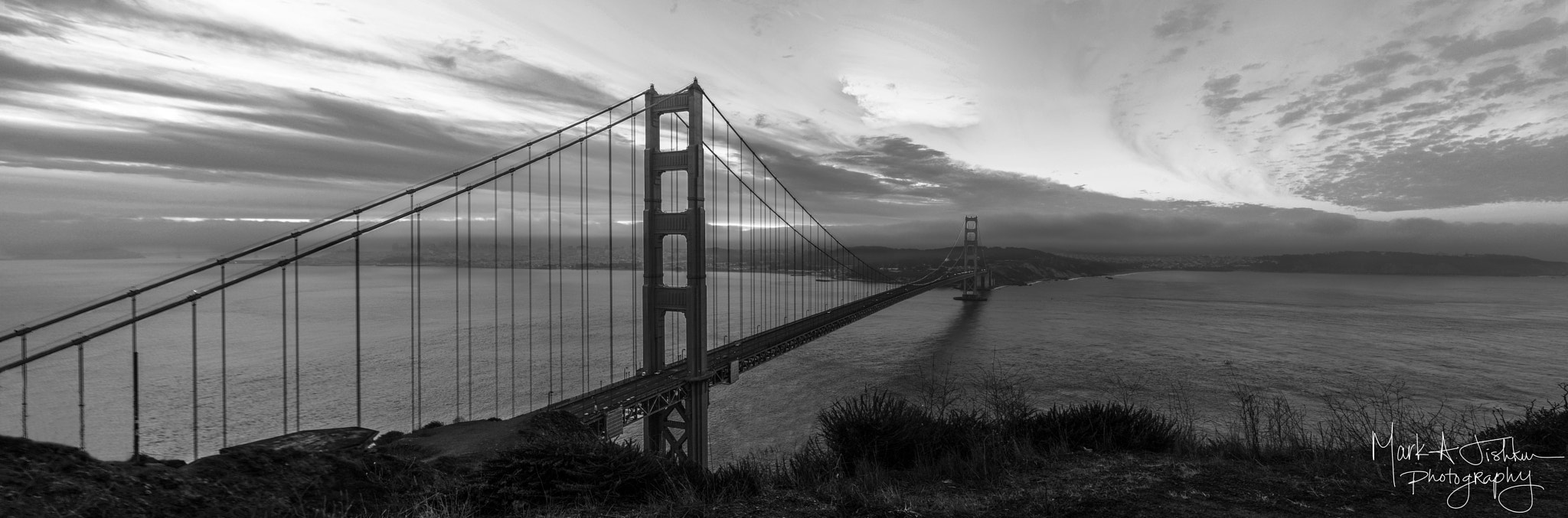 Canon EF-S 24mm F2.8 STM sample photo. Beautiful san fransisco bay bridge photography