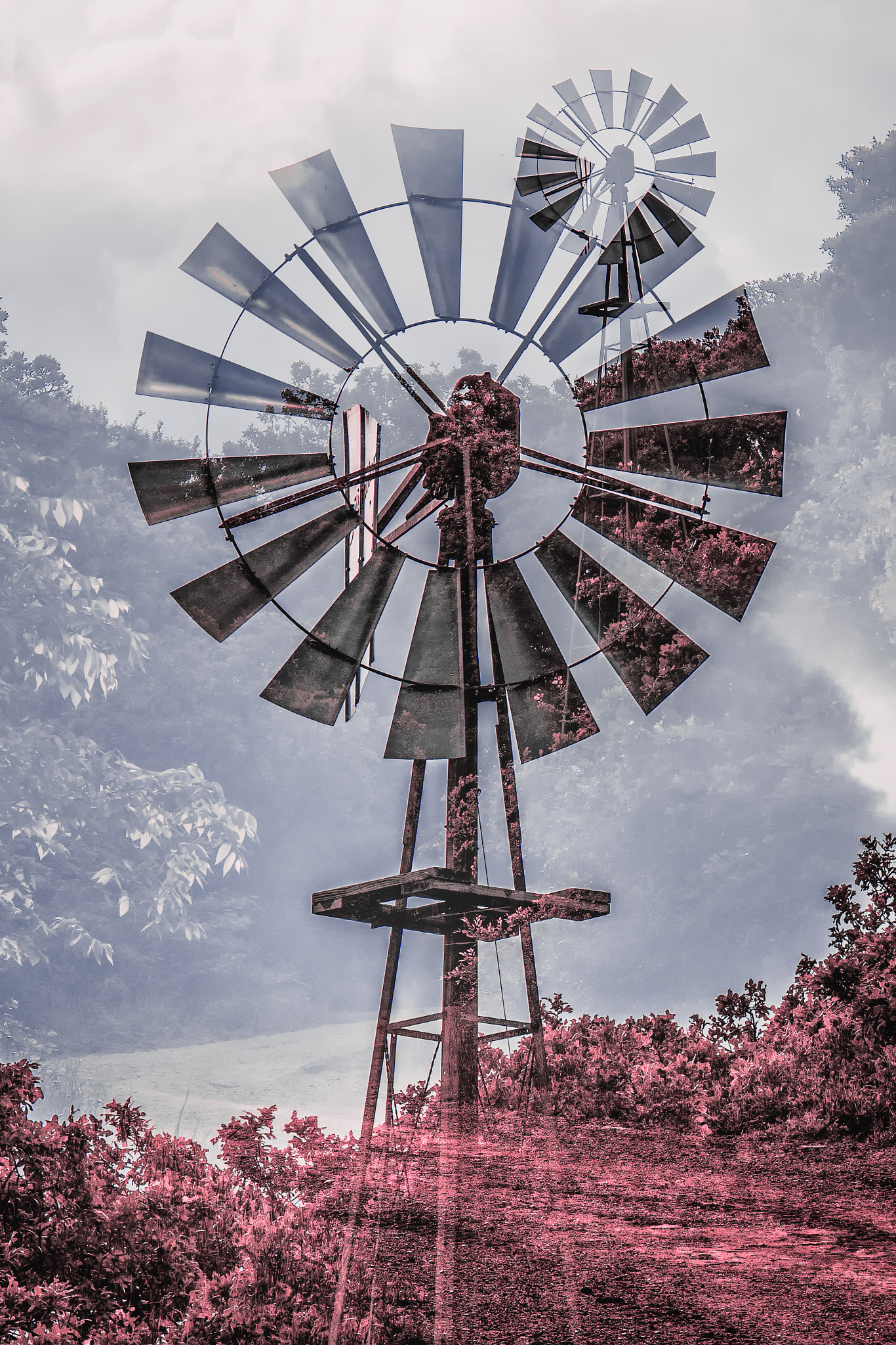 Panasonic Lumix DMC-G7 + Panasonic Lumix G Vario 45-200mm F4-5.6 OIS sample photo. Wind powered water pump photography