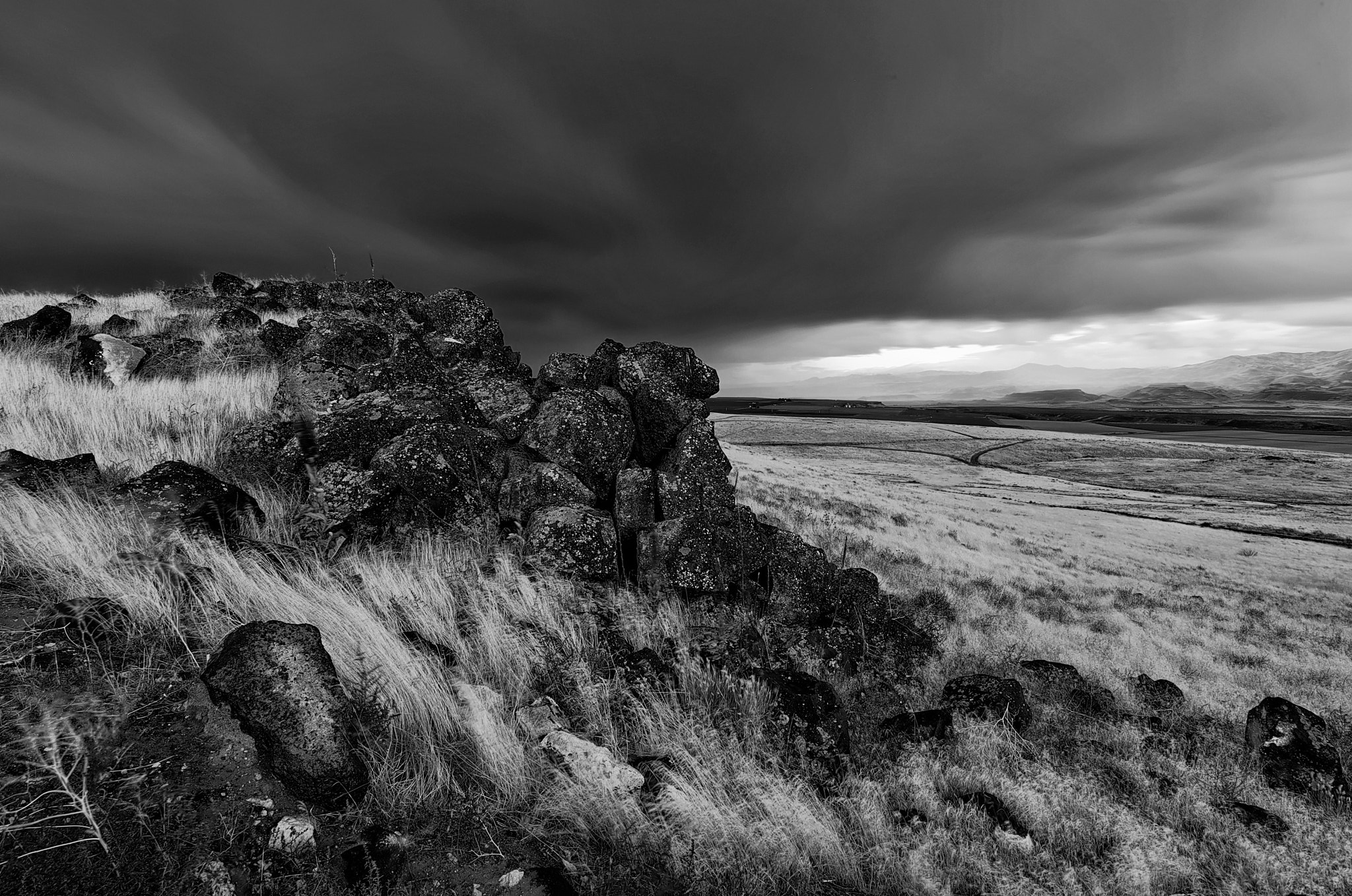 Canon EOS 5DS R + Canon EF 17-40mm F4L USM sample photo. Owyhee's. i think the last time i did a b/w is whe ... photography