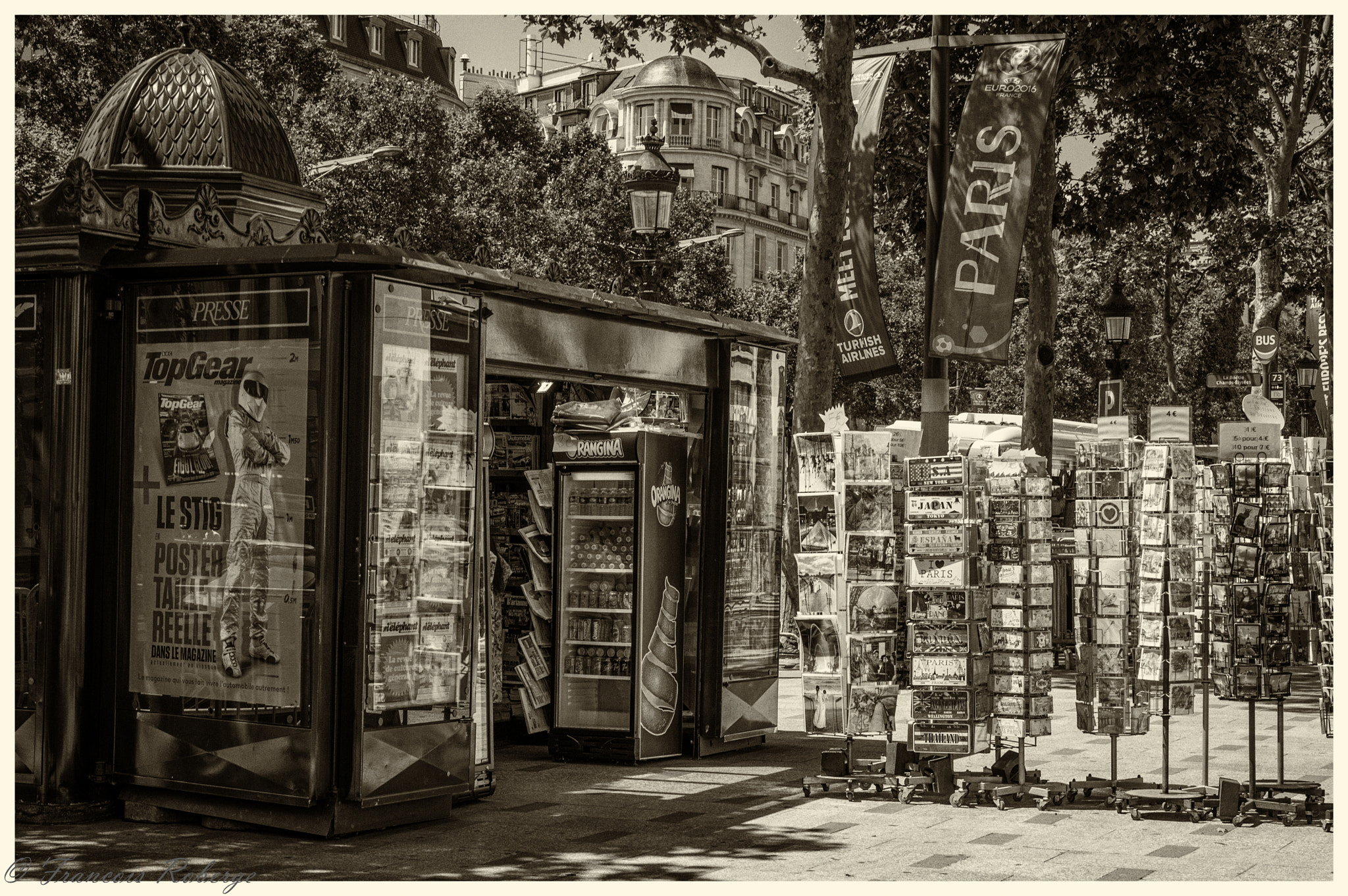 Pentax K-3 + Sigma AF 10-20mm F4-5.6 EX DC sample photo. Paris photography