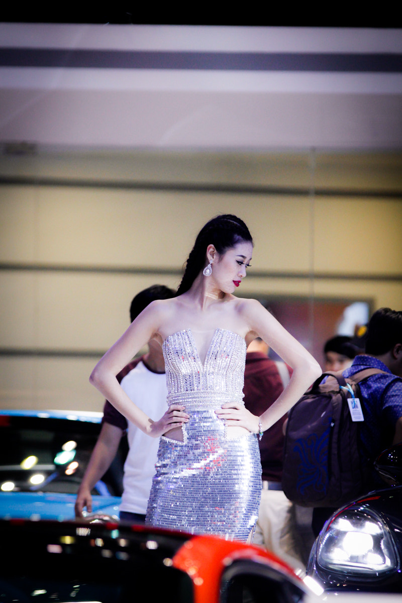 Canon EF 70-200mm F2.8L USM sample photo. Vietnam's girls moto show photography
