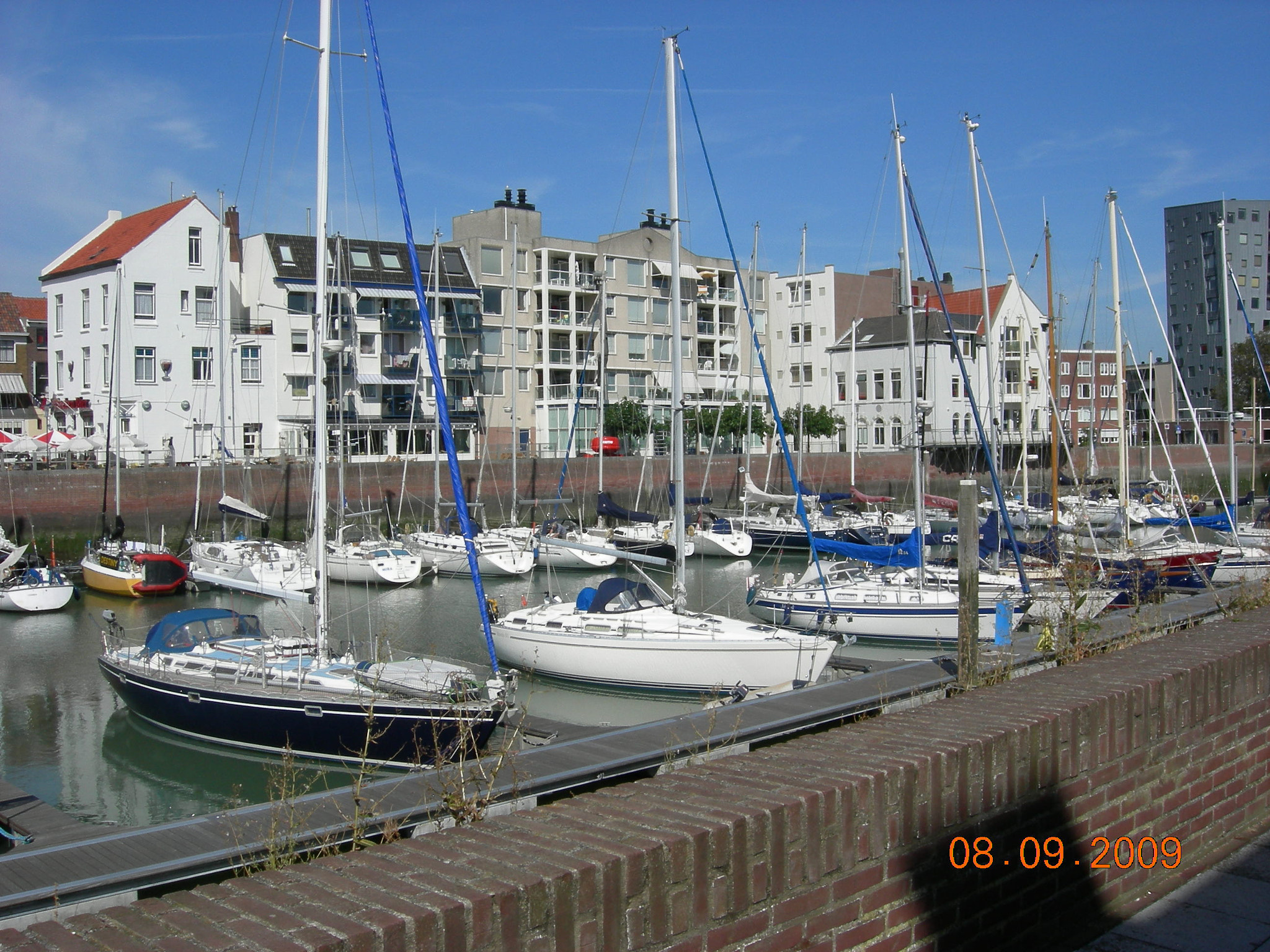 Nikon COOLPIX P2 sample photo. Vlissingen the harbour photography