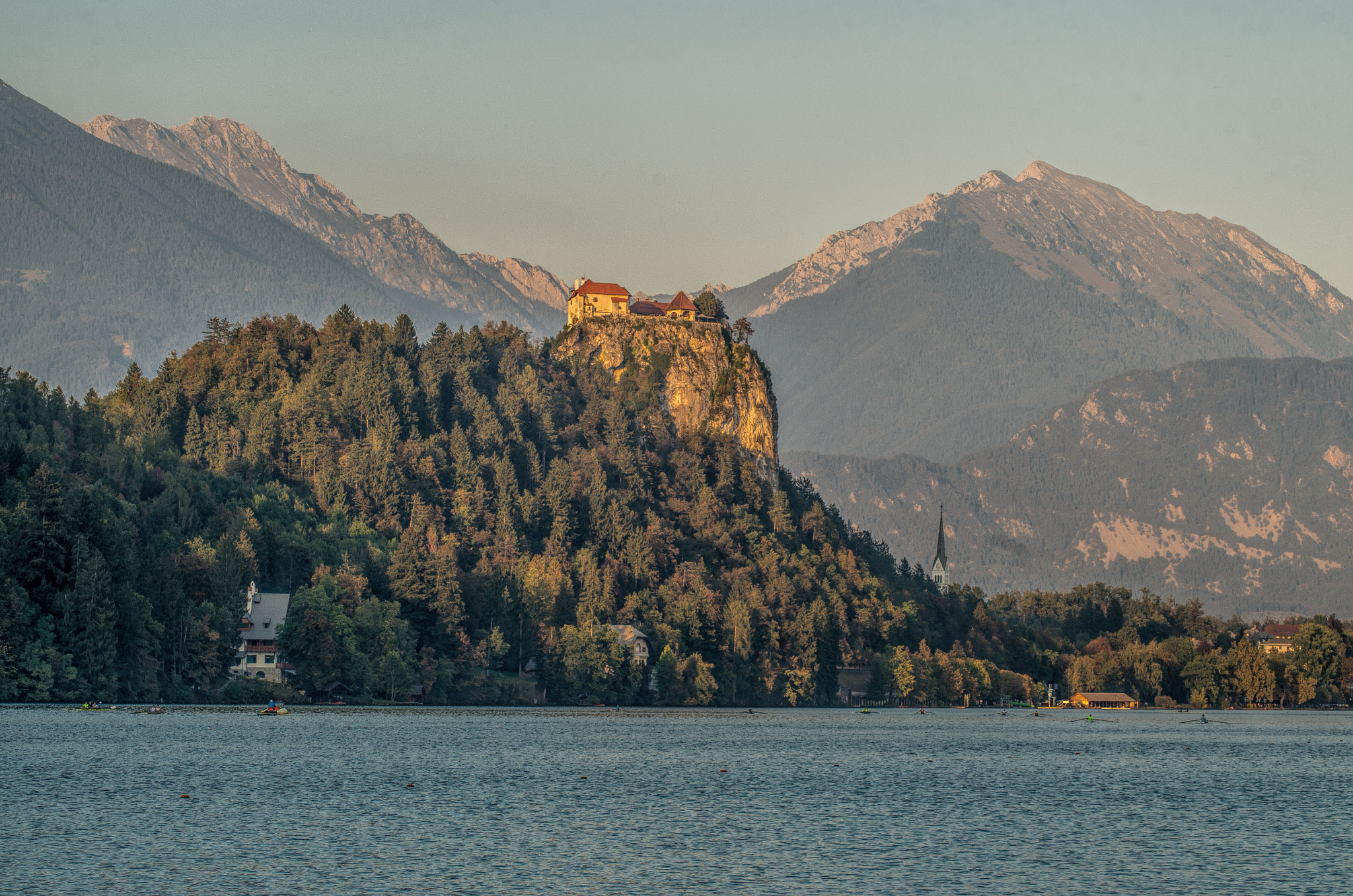 Tamron AF 70-300mm F4-5.6 Di LD Macro sample photo. Blejska grad photography