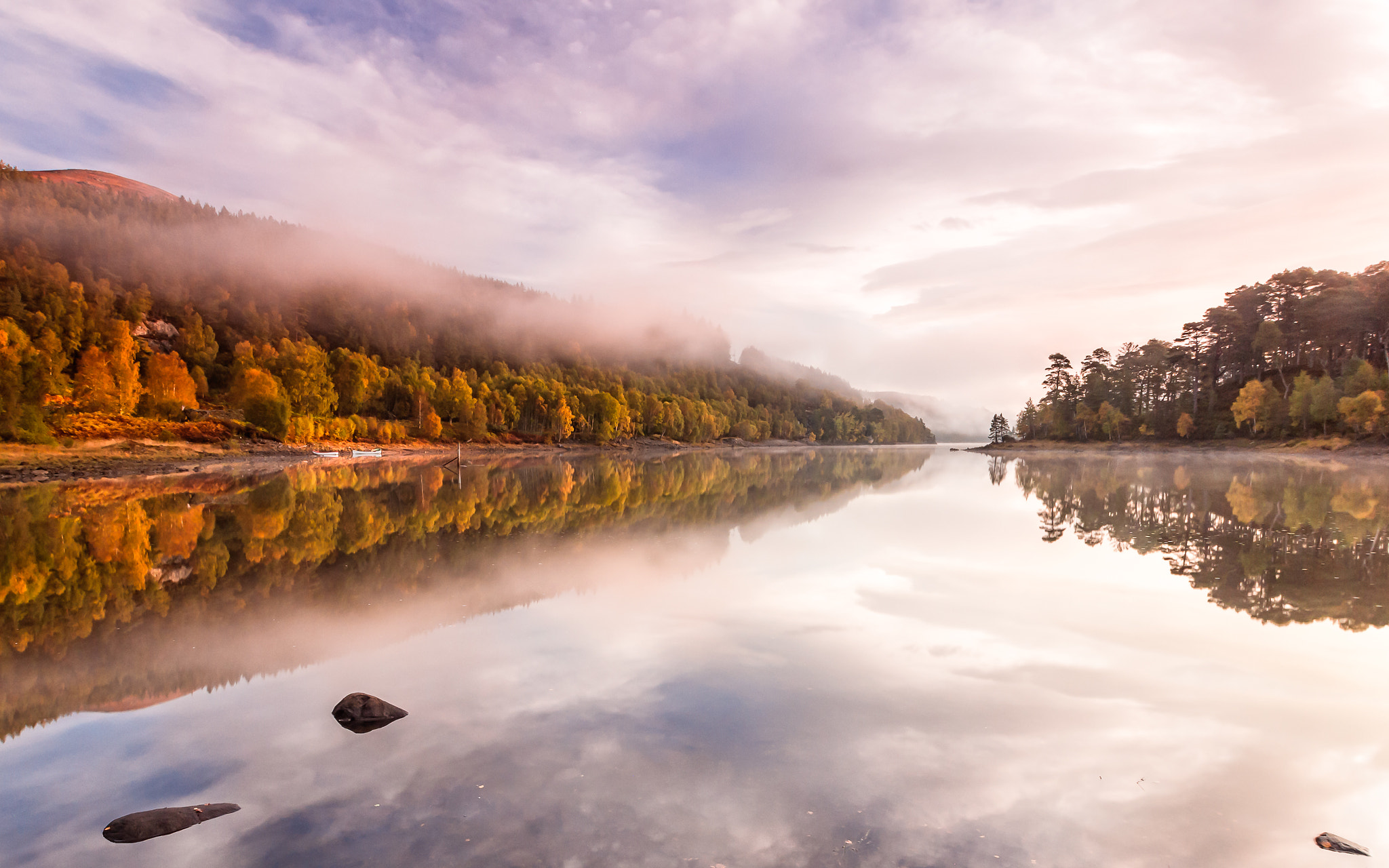 Olympus E-5 + Olympus Zuiko Digital ED 9-18mm F4.0-5.6 sample photo. Autumn in glen affric photography