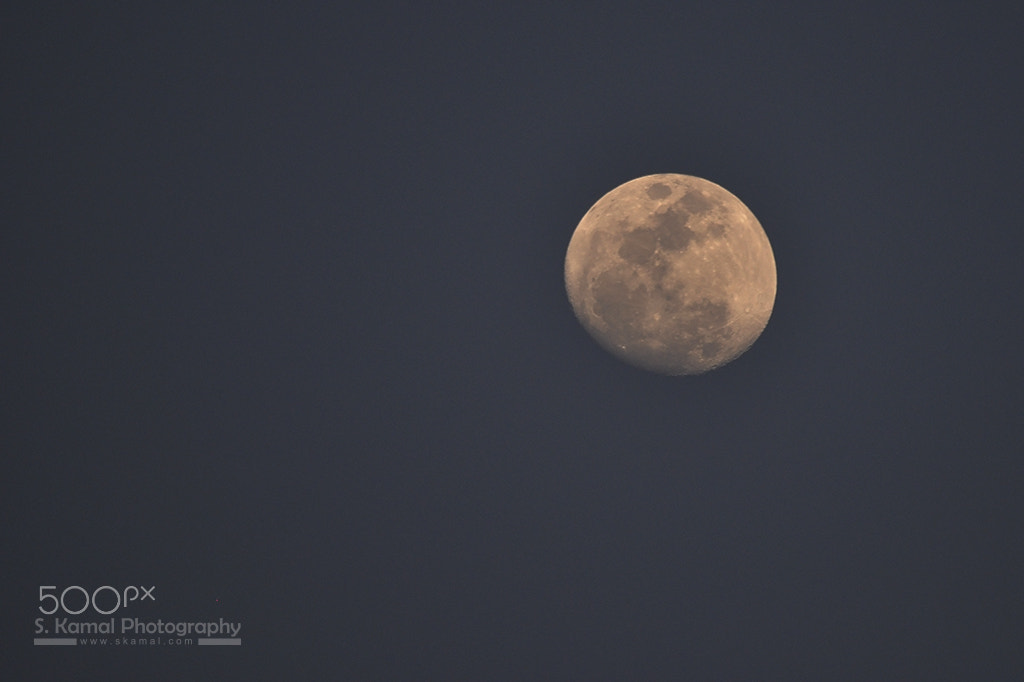 Sigma 150-500mm F5-6.3 DG OS HSM sample photo. The lunar skp photography