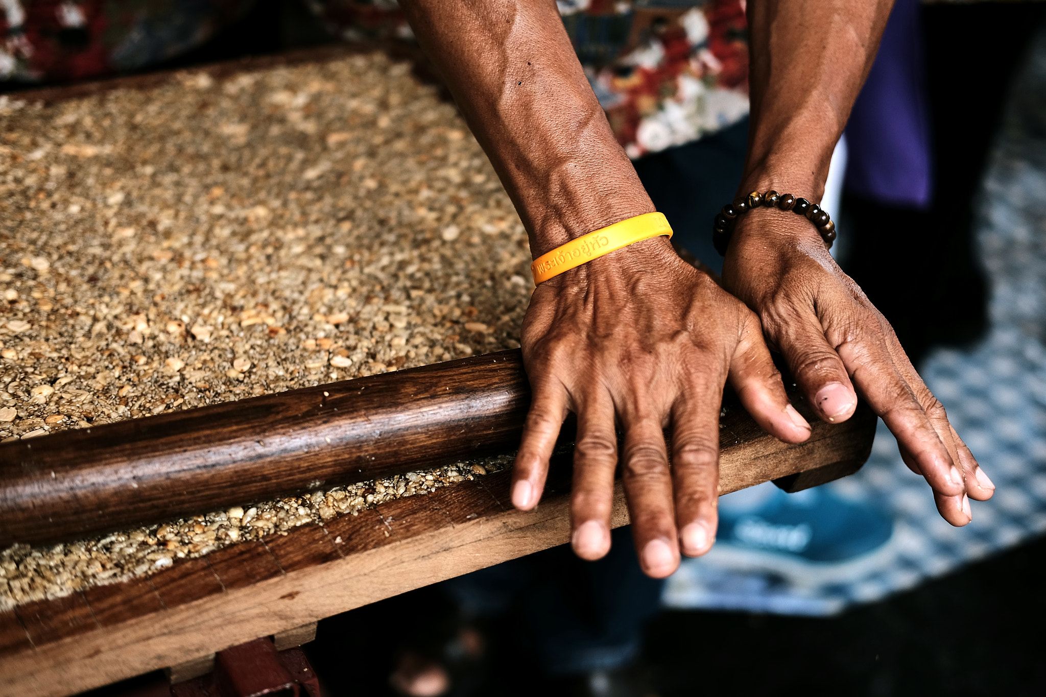 Fujifilm X-E2S + Fujifilm XF 35mm F2 R WR sample photo. Peanut brittle in the making photography