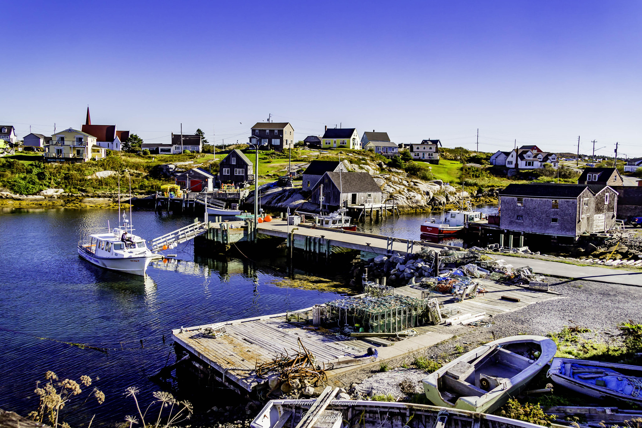 Canon EF-S 17-85mm F4-5.6 IS USM sample photo. Peggy's cove fishing village photography