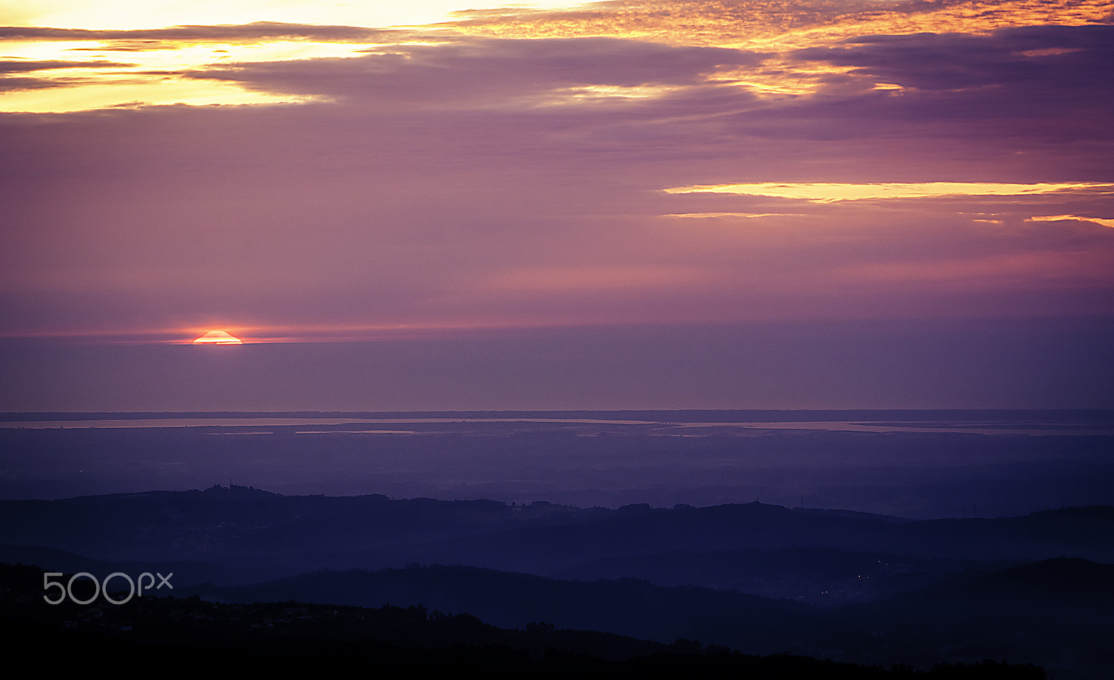 Sigma 70-300mm F4-5.6 APO DG Macro sample photo. Yesterdays sunset photography