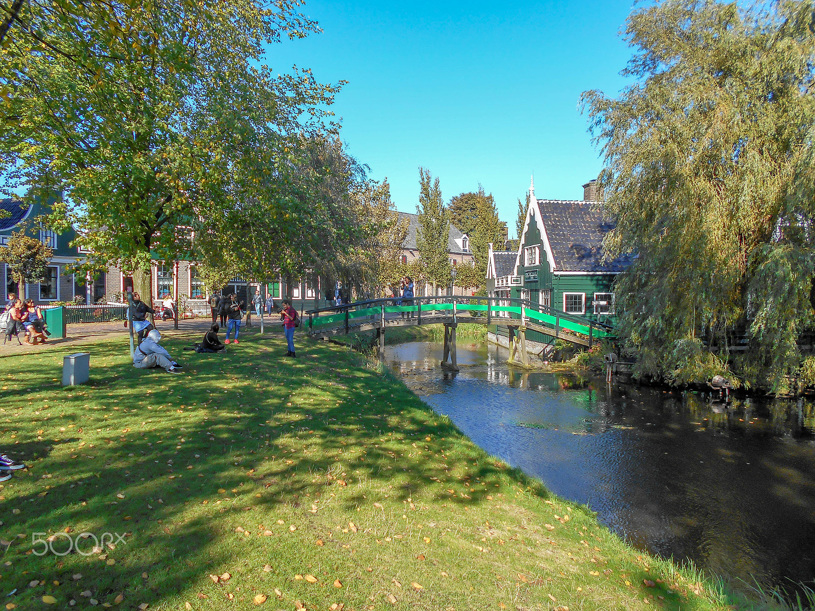 Nikon COOLPIX S2800 sample photo. Zaanse schans brugje photography