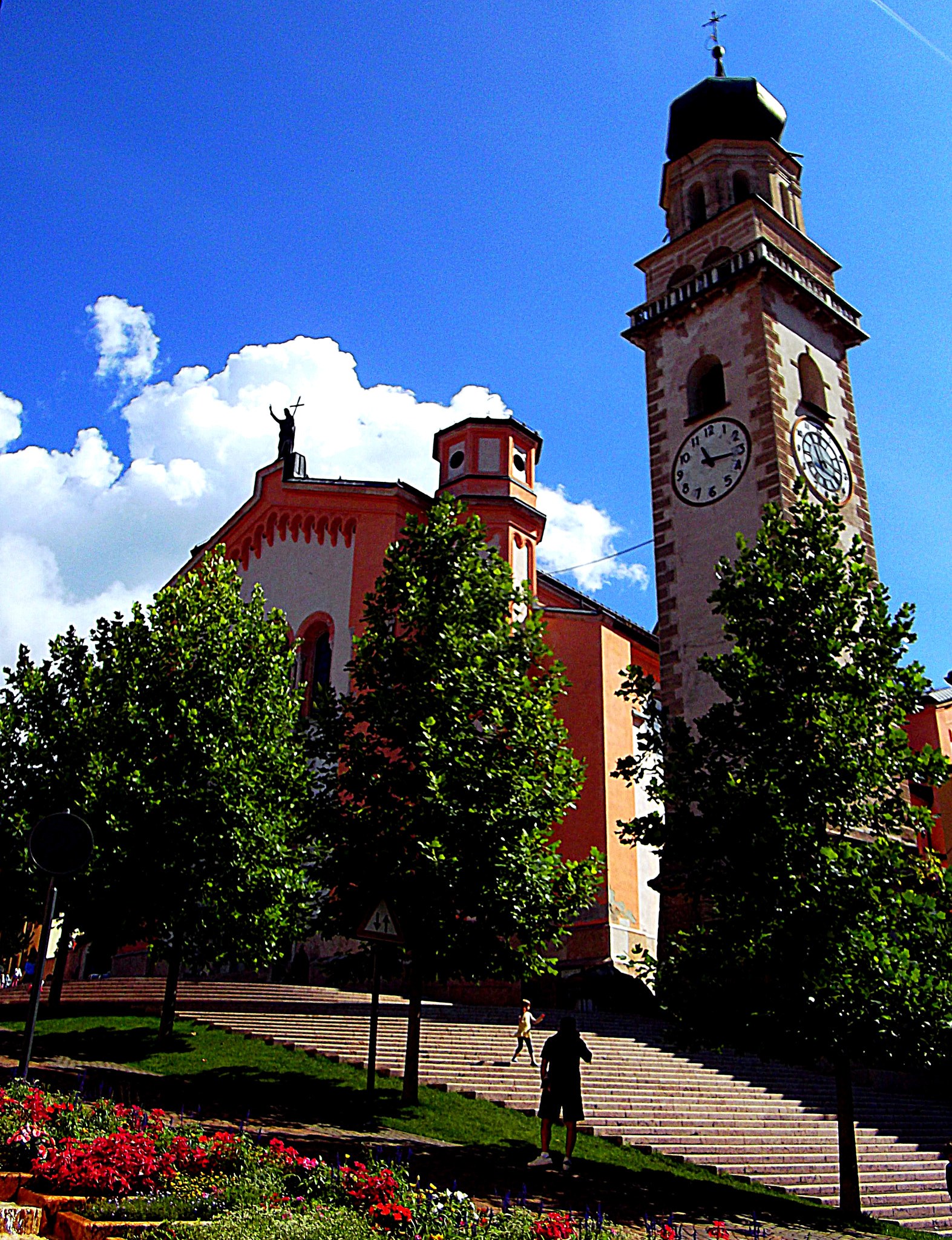 Fujifilm FinePix JX250 sample photo. La chiesa di levico terme, tra alberi e fiori. photography