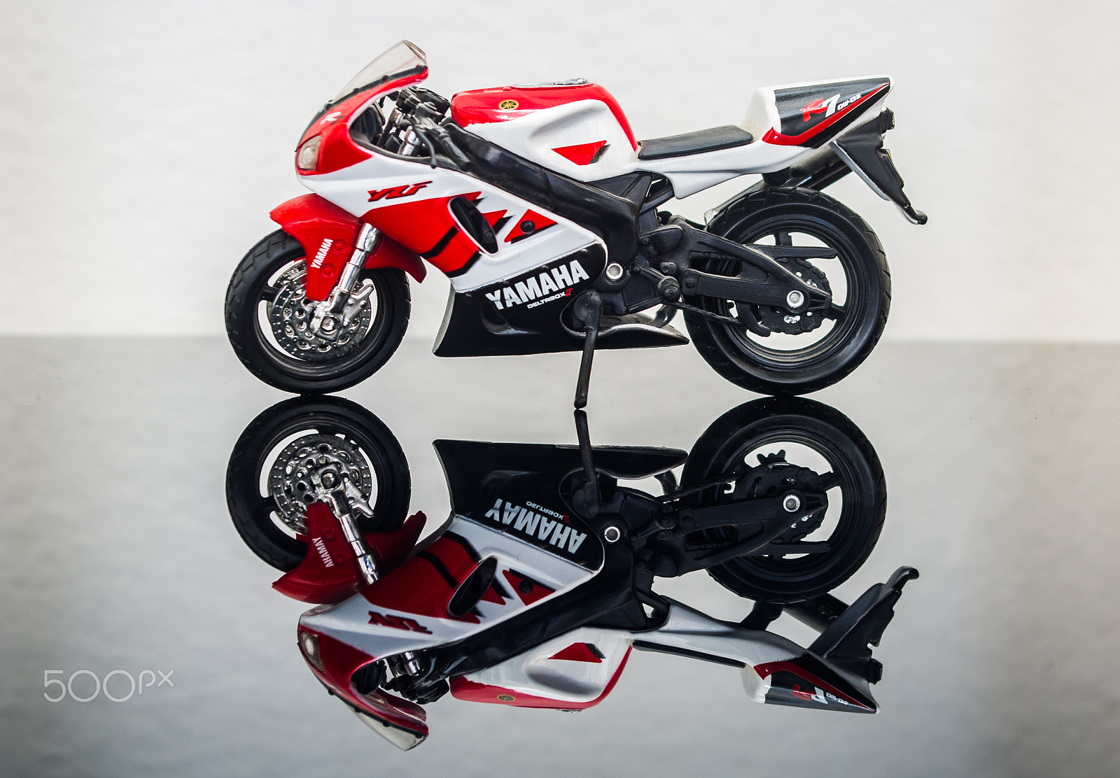 Pentax K-x sample photo. Motorcycle reflection photography