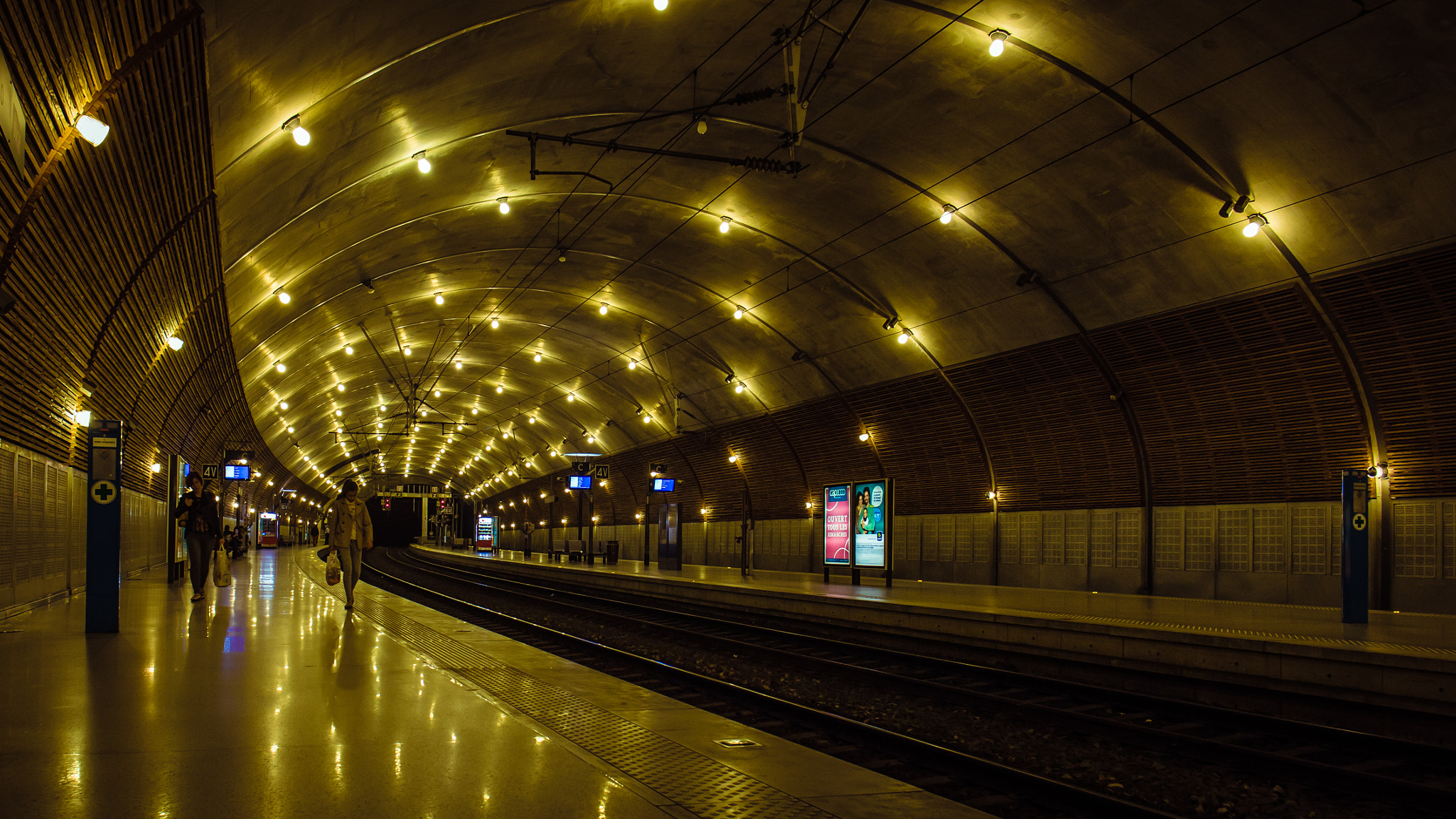 Canon EF 24mm F2.8 IS USM sample photo. Monaco station photography