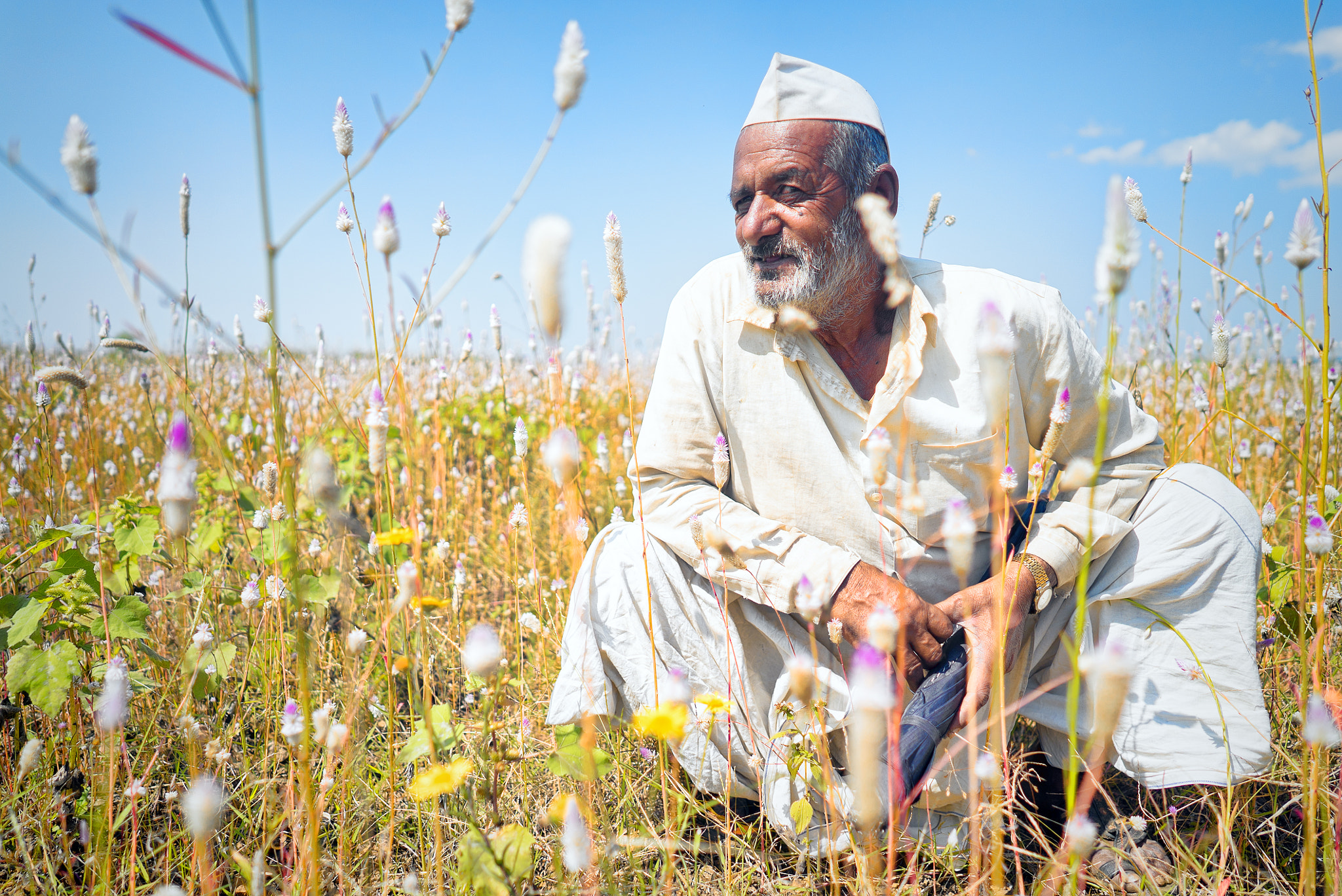 ZEISS Batis 25mm F2 sample photo. Jamkhed local farmer photography