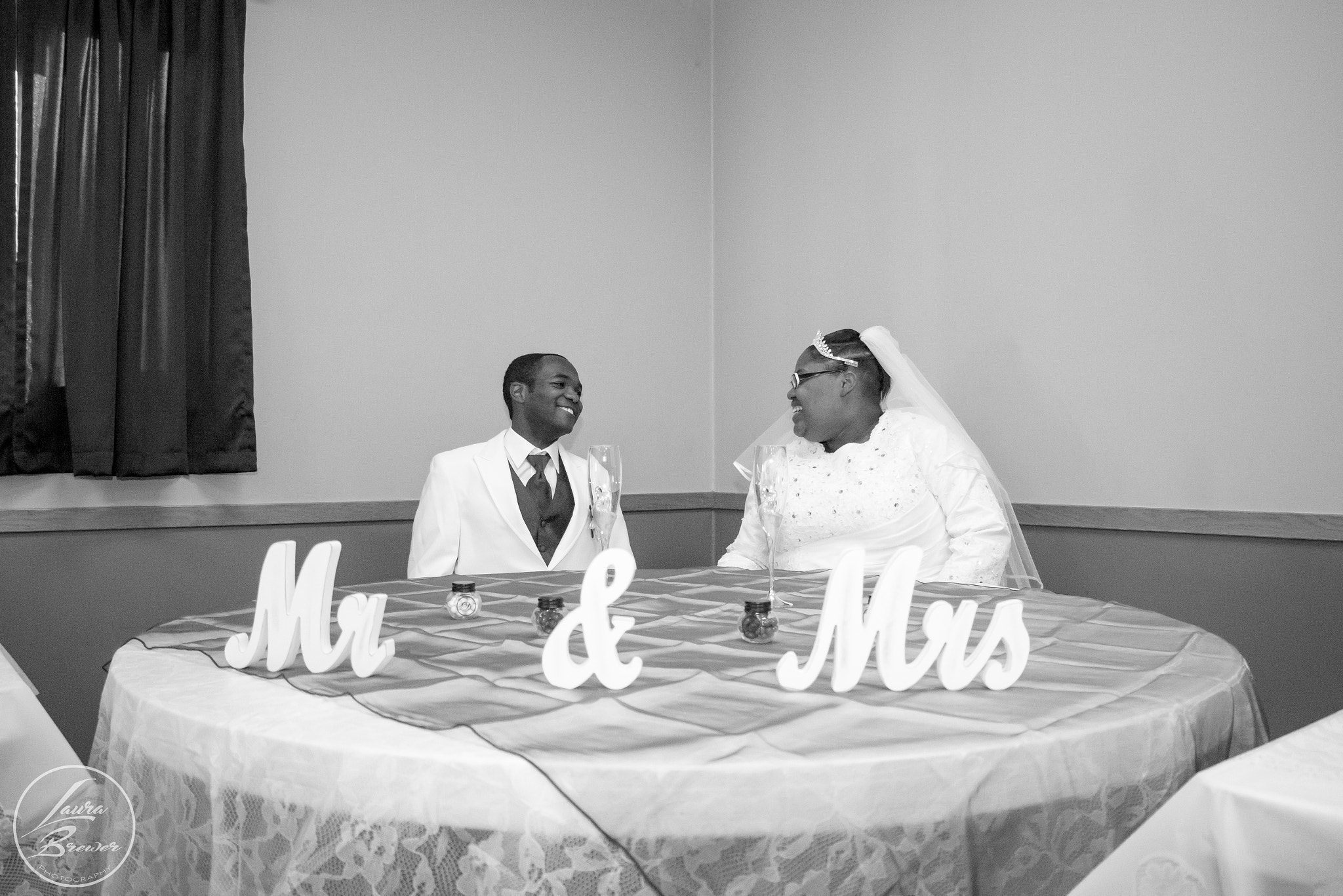 Canon EOS 1200D (EOS Rebel T5 / EOS Kiss X70 / EOS Hi) sample photo. Reception - "mr & mrs dooley" photography