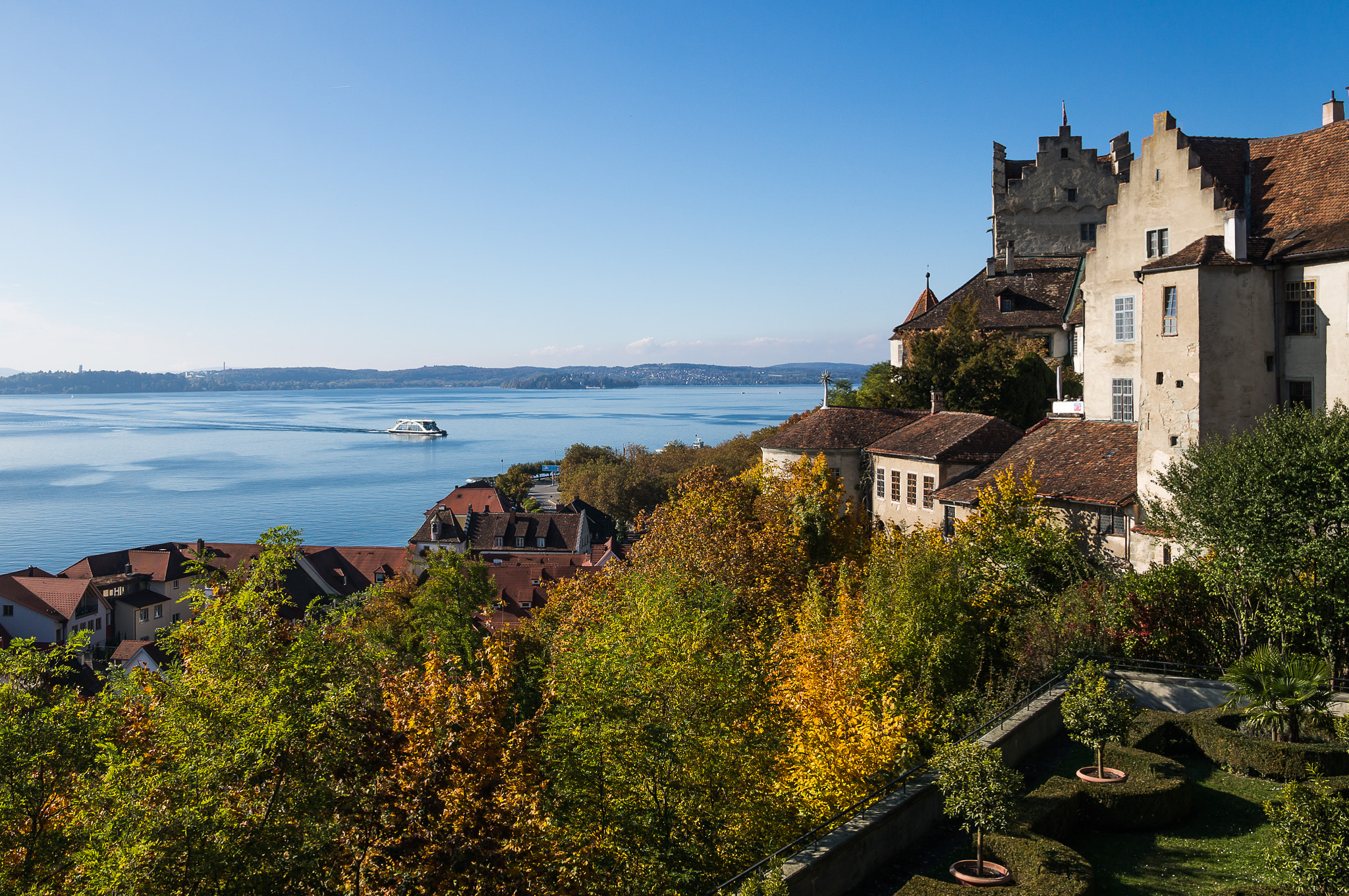 Sony Alpha NEX-6 + Sigma 19mm F2.8 EX DN sample photo. Meersburg iv photography