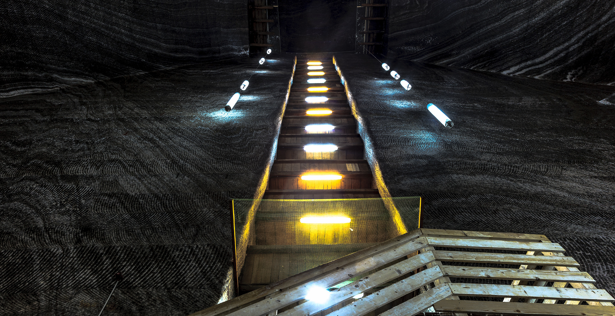 Canon EOS-1Ds Mark III sample photo. Salt mine salina turda 10 photography