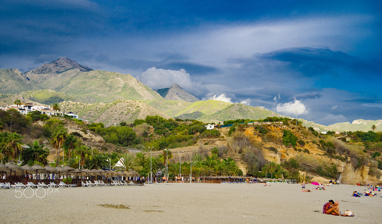 smc PENTAX-F 35-70mm F3.5-4.5 sample photo. Nerja beach photography