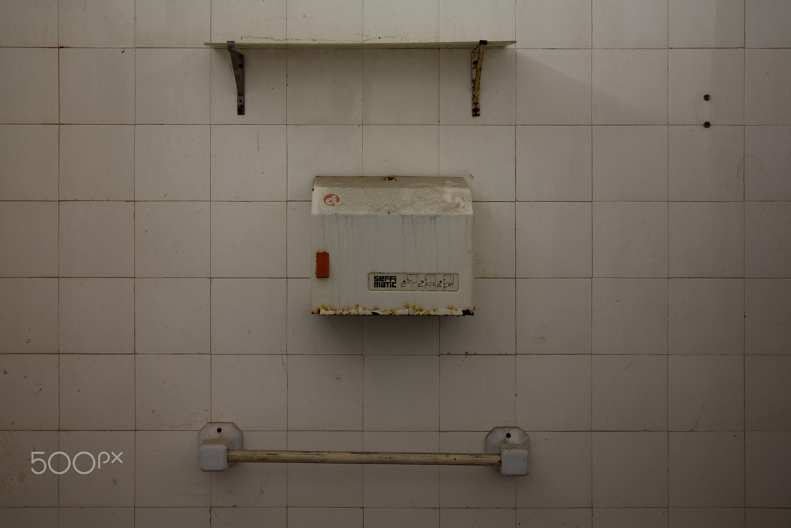 Samsung NX 18-200mm F3.5-6.3 ED OIS sample photo. Personal hygiene photography
