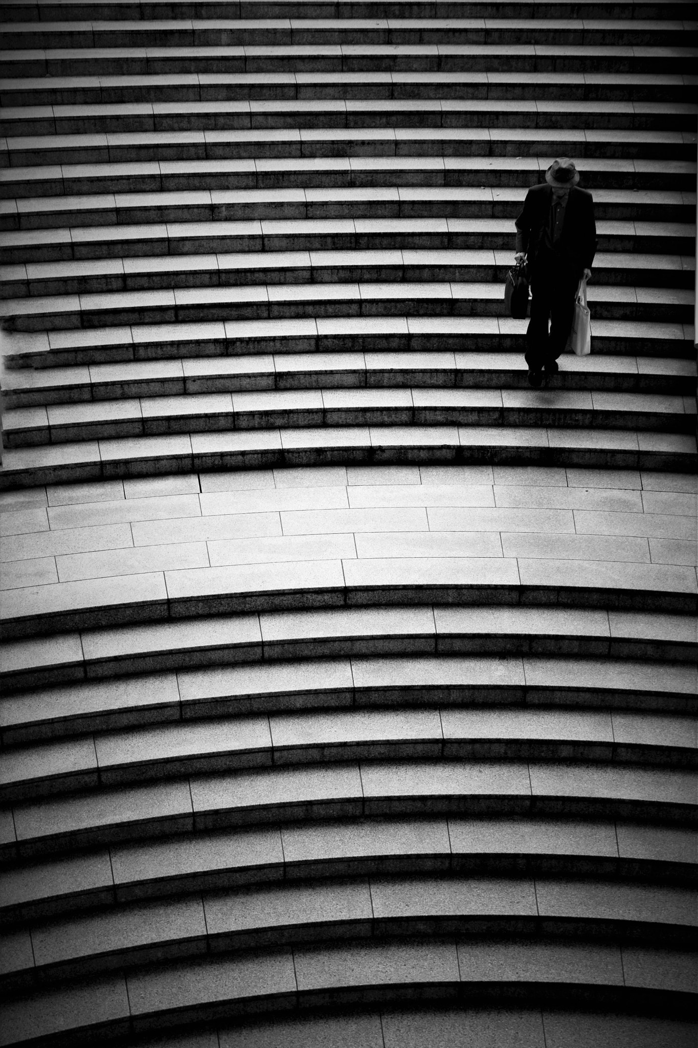 Sigma 17-70mm F2.8-4 DC Macro OS HSM | C sample photo. Stairway photography