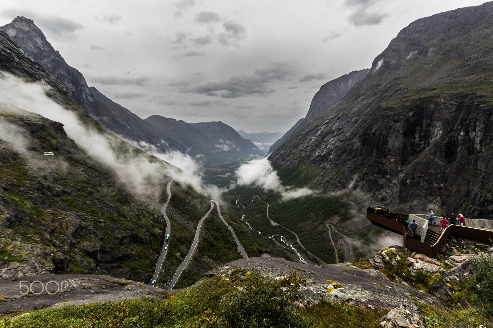 Canon EOS 1200D (EOS Rebel T5 / EOS Kiss X70 / EOS Hi) + Sigma 10-20mm F4-5.6 EX DC HSM sample photo. Trollstigen photography