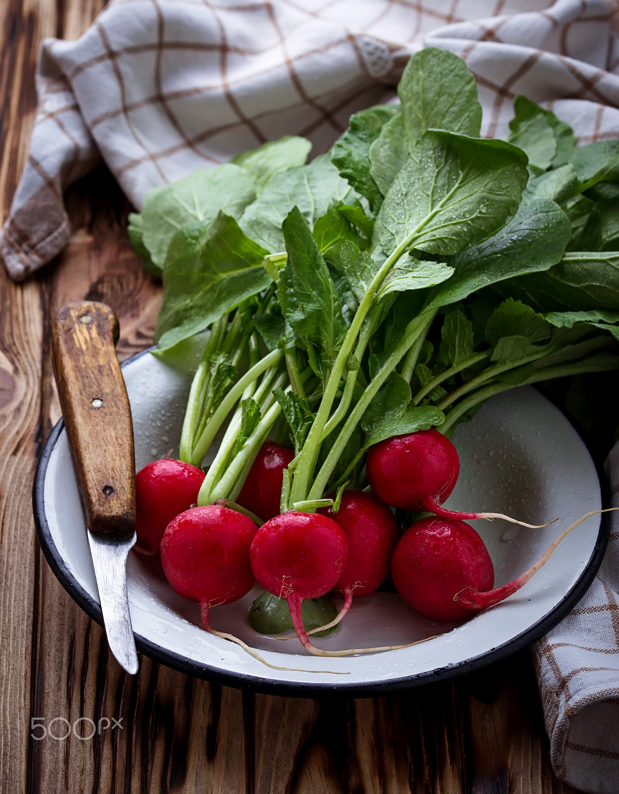 Sigma 105mm F2.8 EX DG OS HSM sample photo. Fresh radishes and knife photography