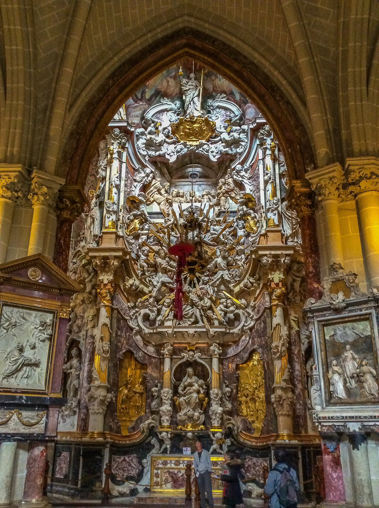 Apple iPad mini 2 sample photo. Rich details in the cathedral of toledo, spain. photography