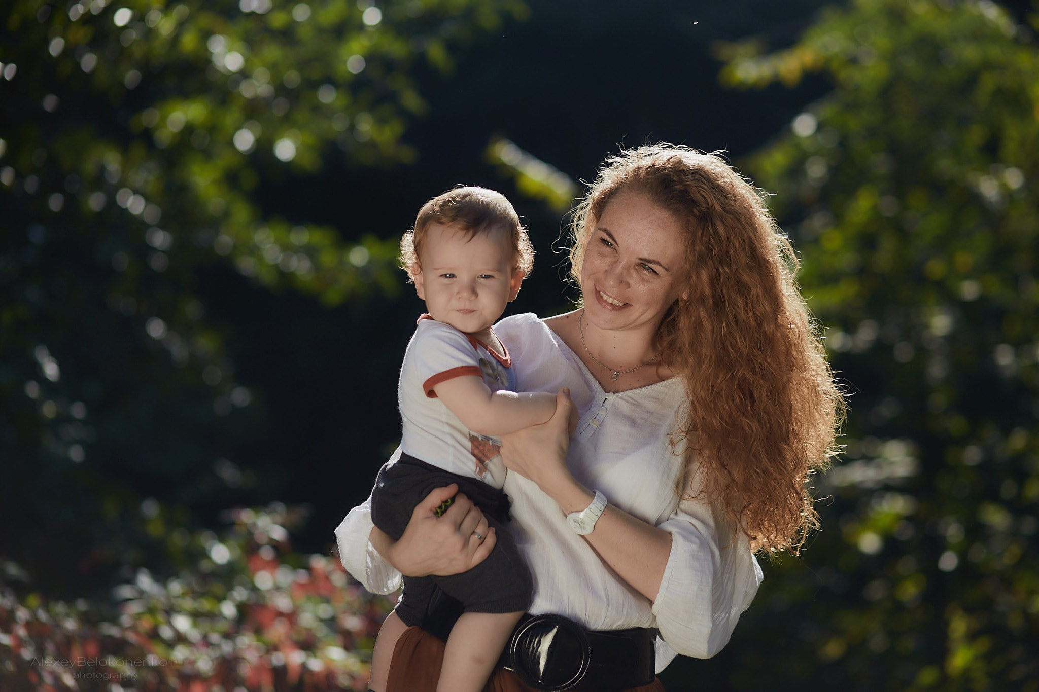 Canon EOS 6D + Canon EF 100mm F2.0 USM sample photo. Real sweet mom photography