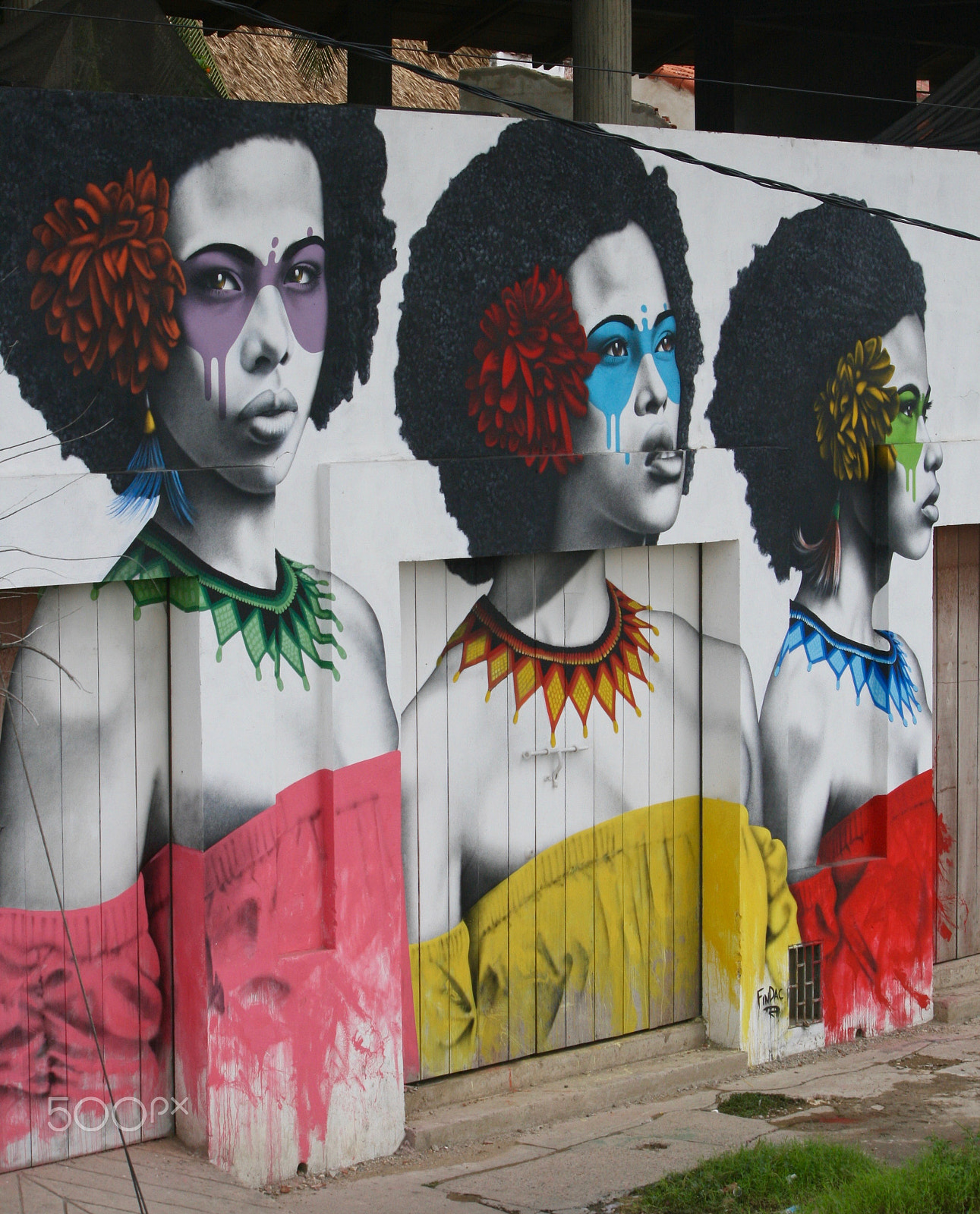 Canon EOS 400D (EOS Digital Rebel XTi / EOS Kiss Digital X) sample photo. Cartagena street art photography