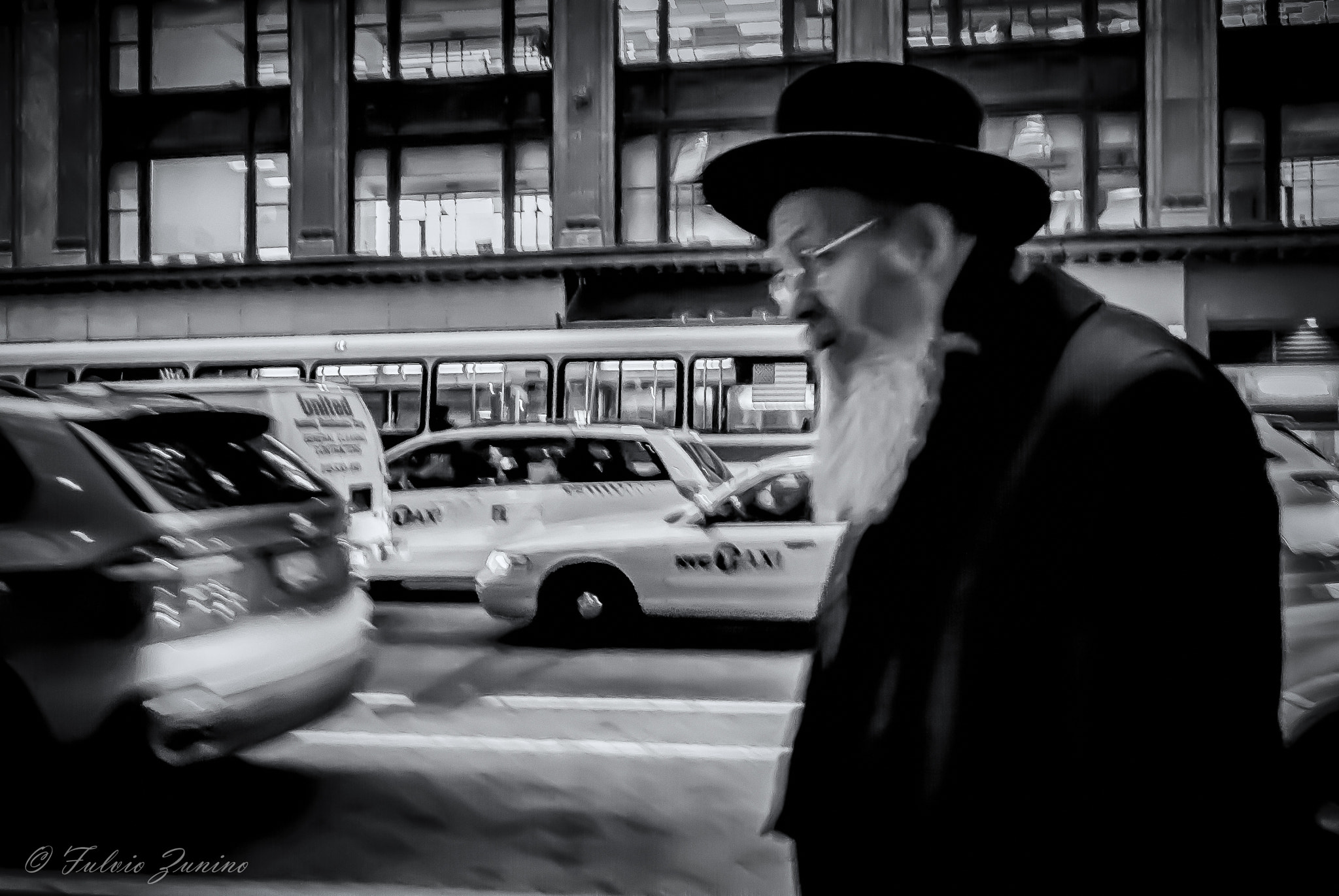 Nikon D200 sample photo. An old man in new york photography
