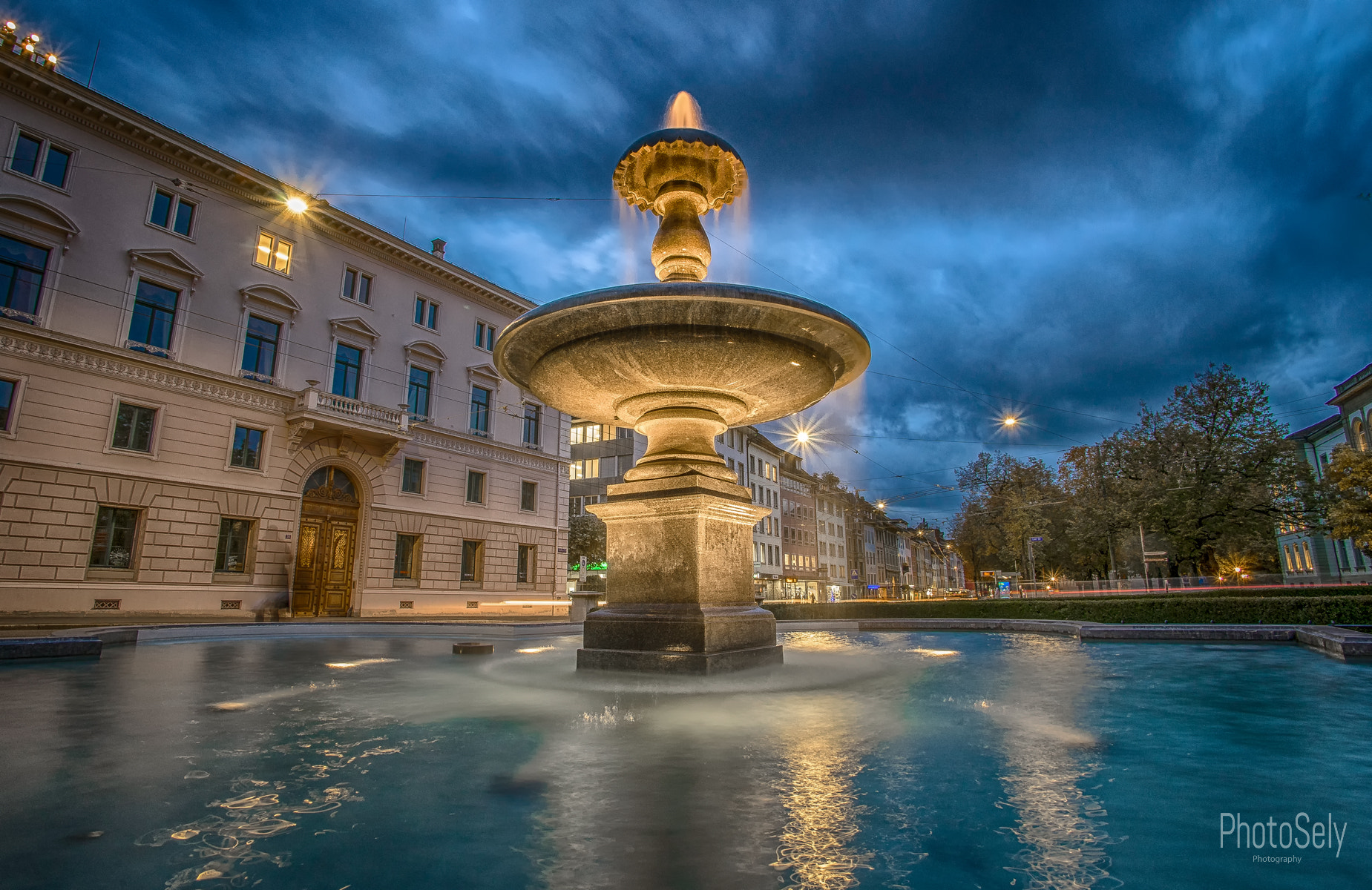 Sony a7 sample photo. Bluehour reflection at the city photography