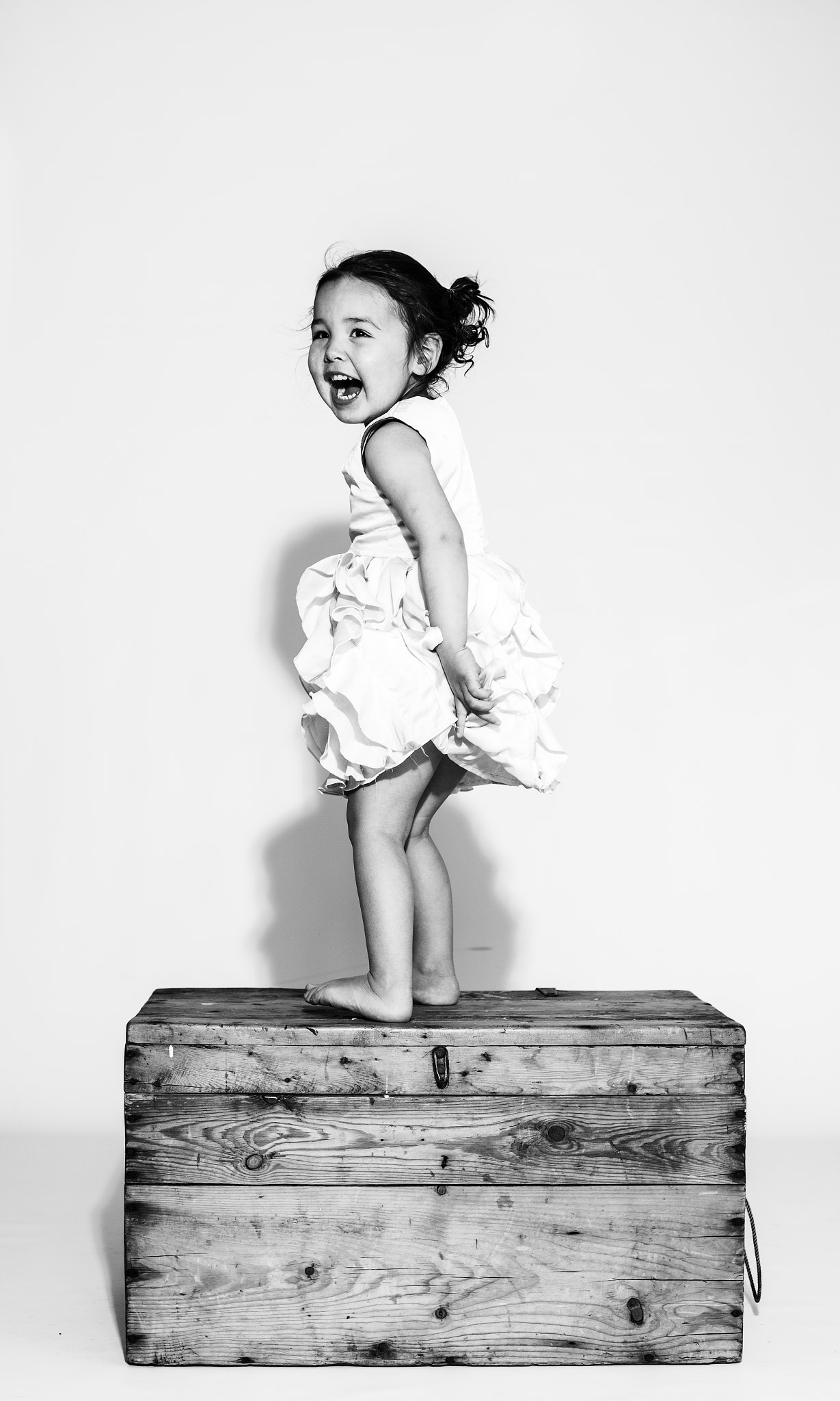 Canon EOS-1Ds Mark III sample photo. This is my cousins little child photography