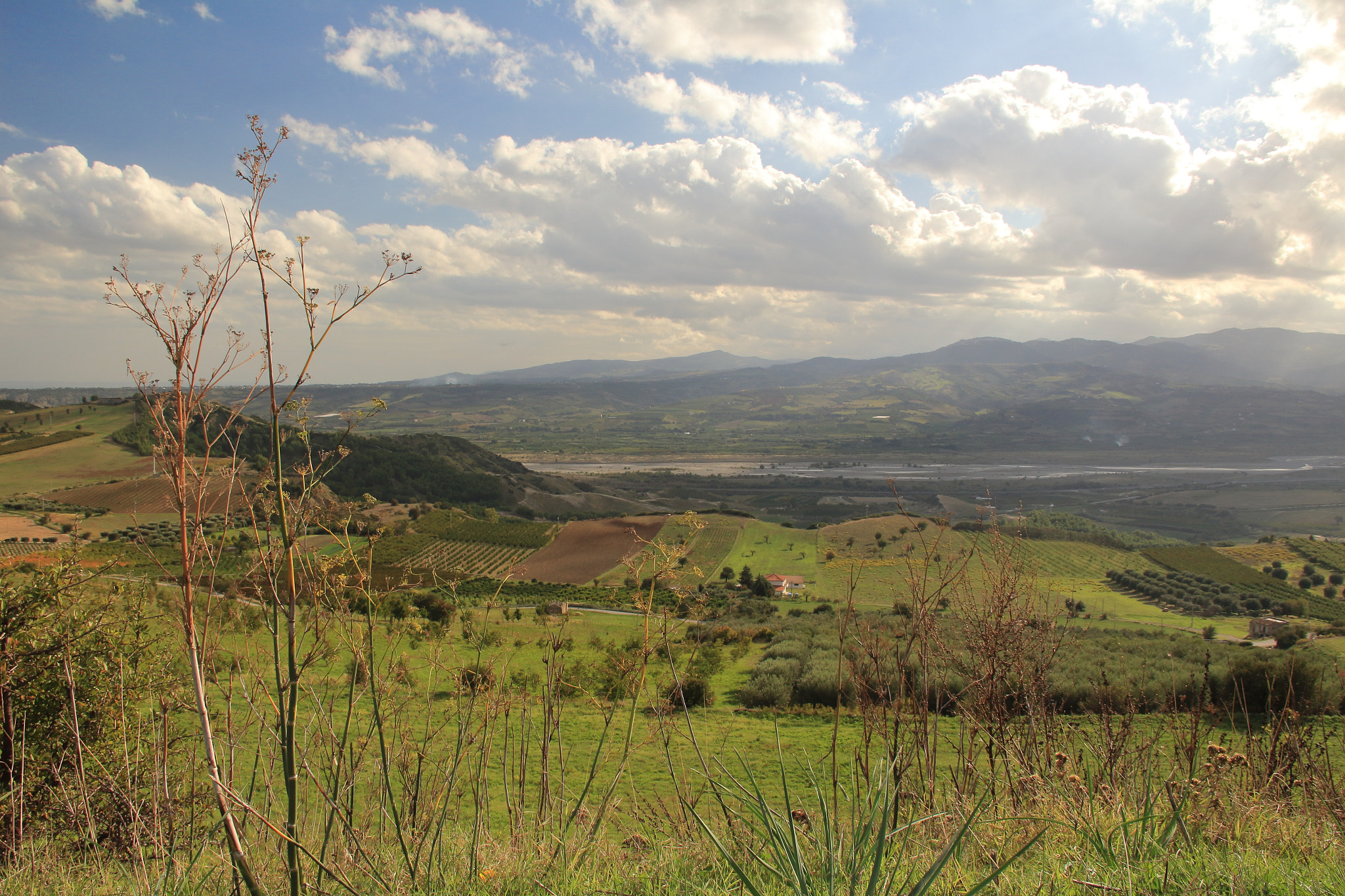 Canon EF-S 18-135mm F3.5-5.6 IS sample photo. Collina di anglona 3 photography