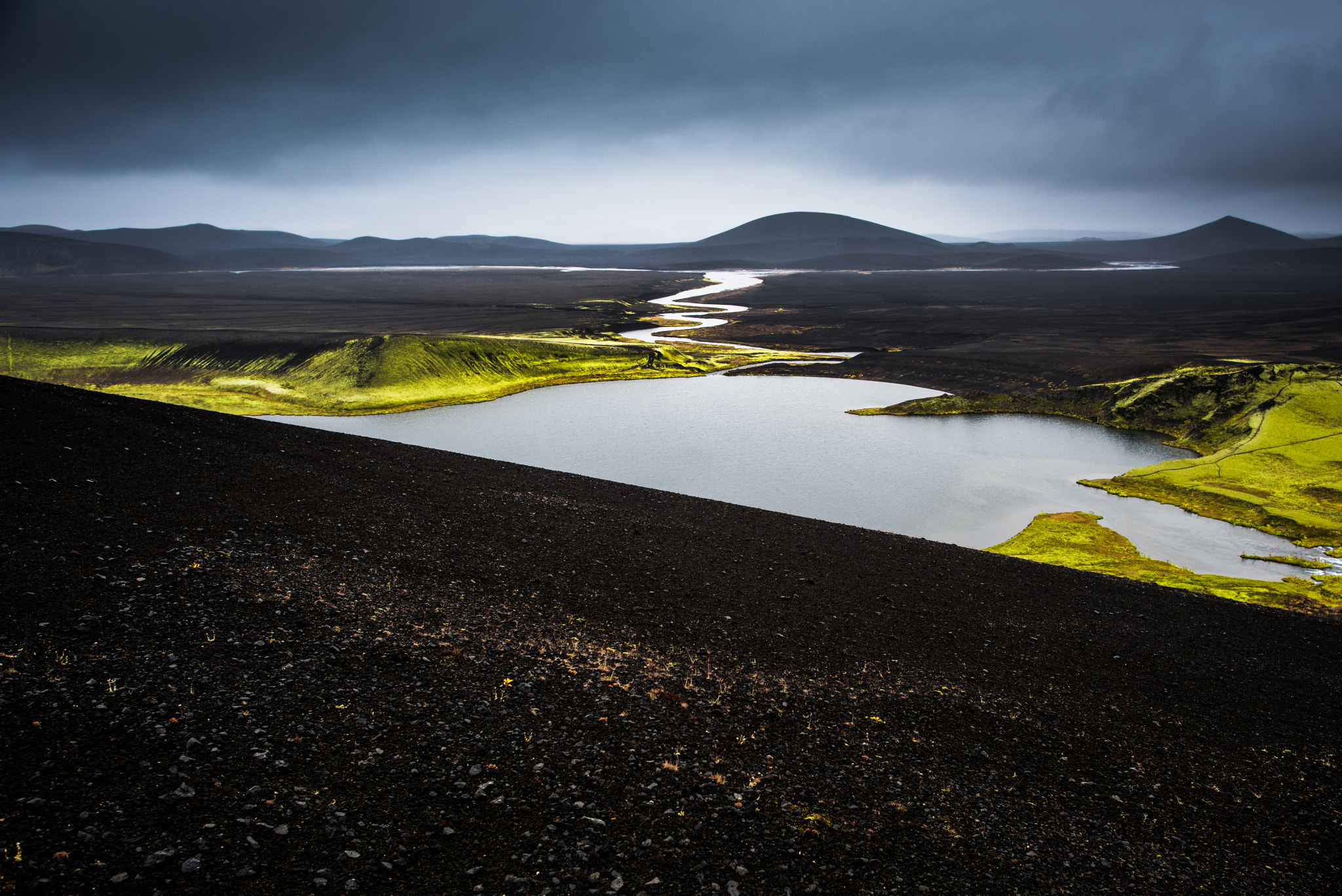 Nikon D810 + Nikon AF-S Nikkor 24mm F1.4G ED sample photo. Veiðivötn lakes photography