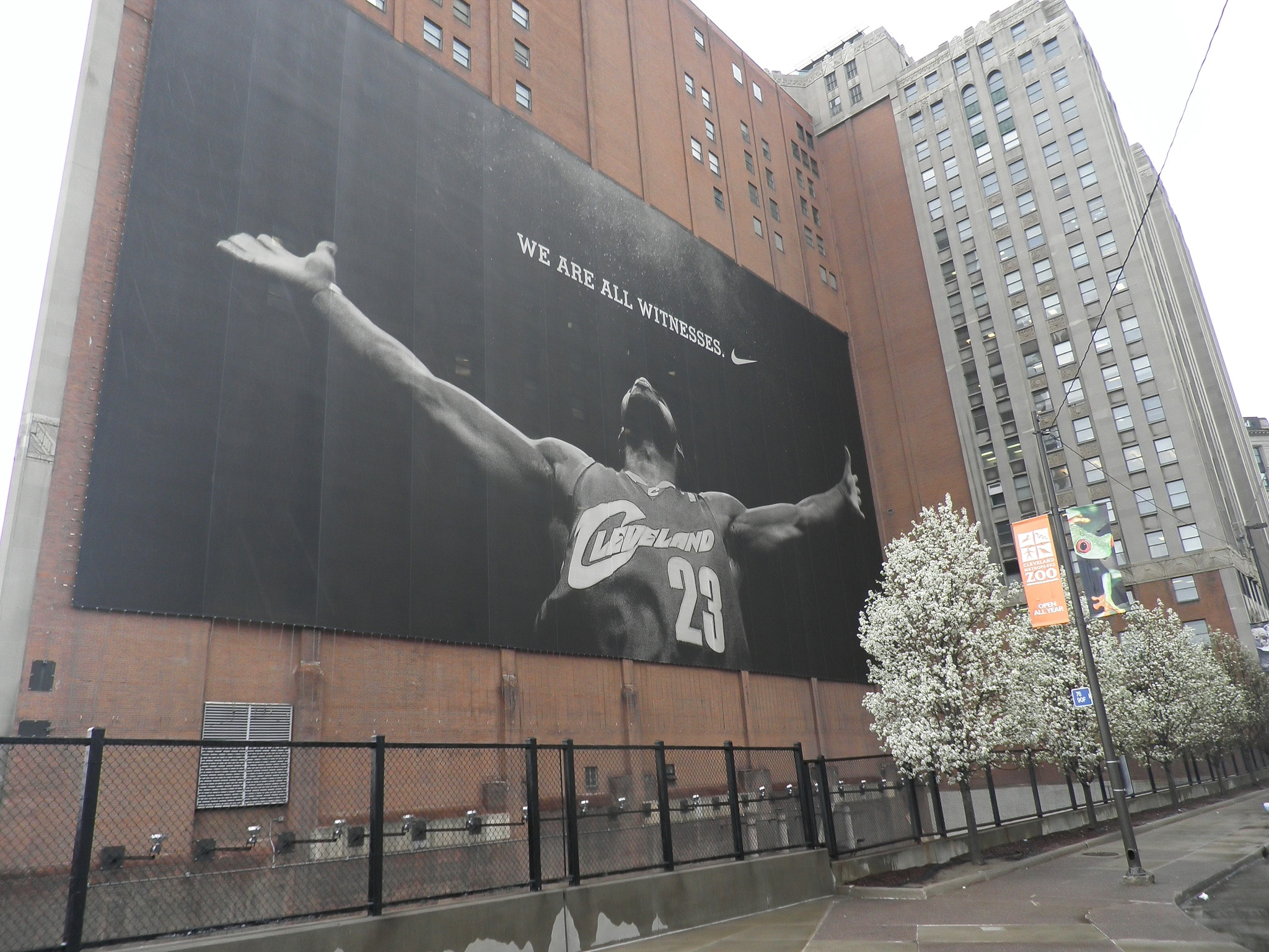 Olympus FE5020,X935 sample photo. Near quicken arena in cleveland, ohio photography