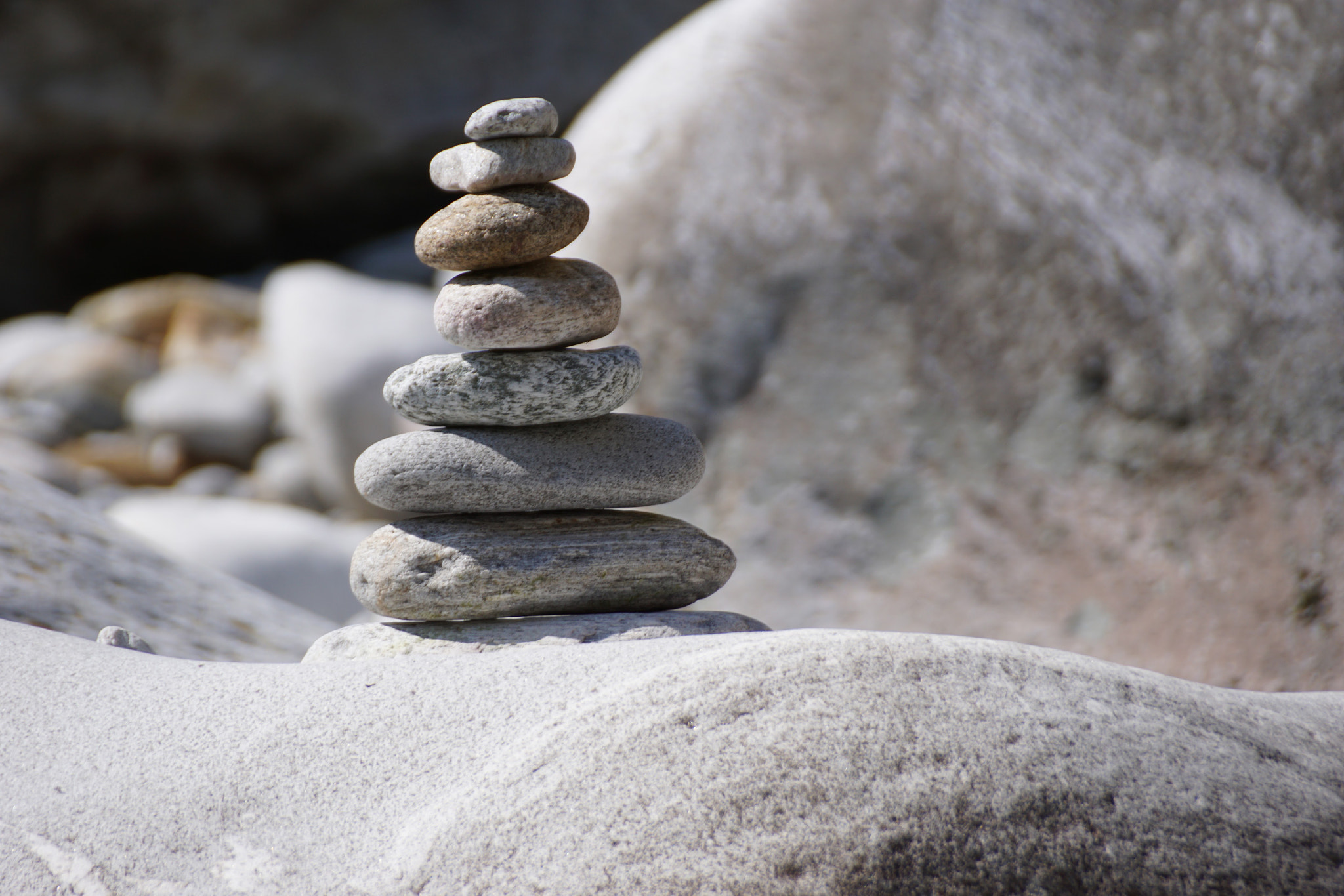 Sony DT 18-250mm F3.5-6.3 sample photo. Stone photography