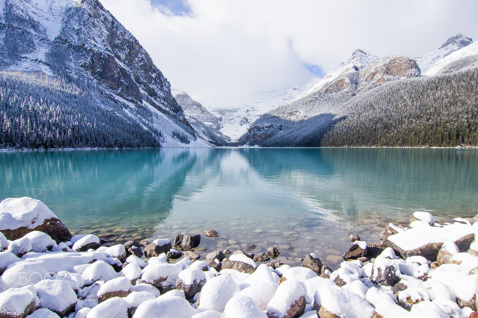 Canon EOS 60D + Tokina AT-X Pro 12-24mm F4 (IF) DX sample photo. Lake louise 2.0 photography