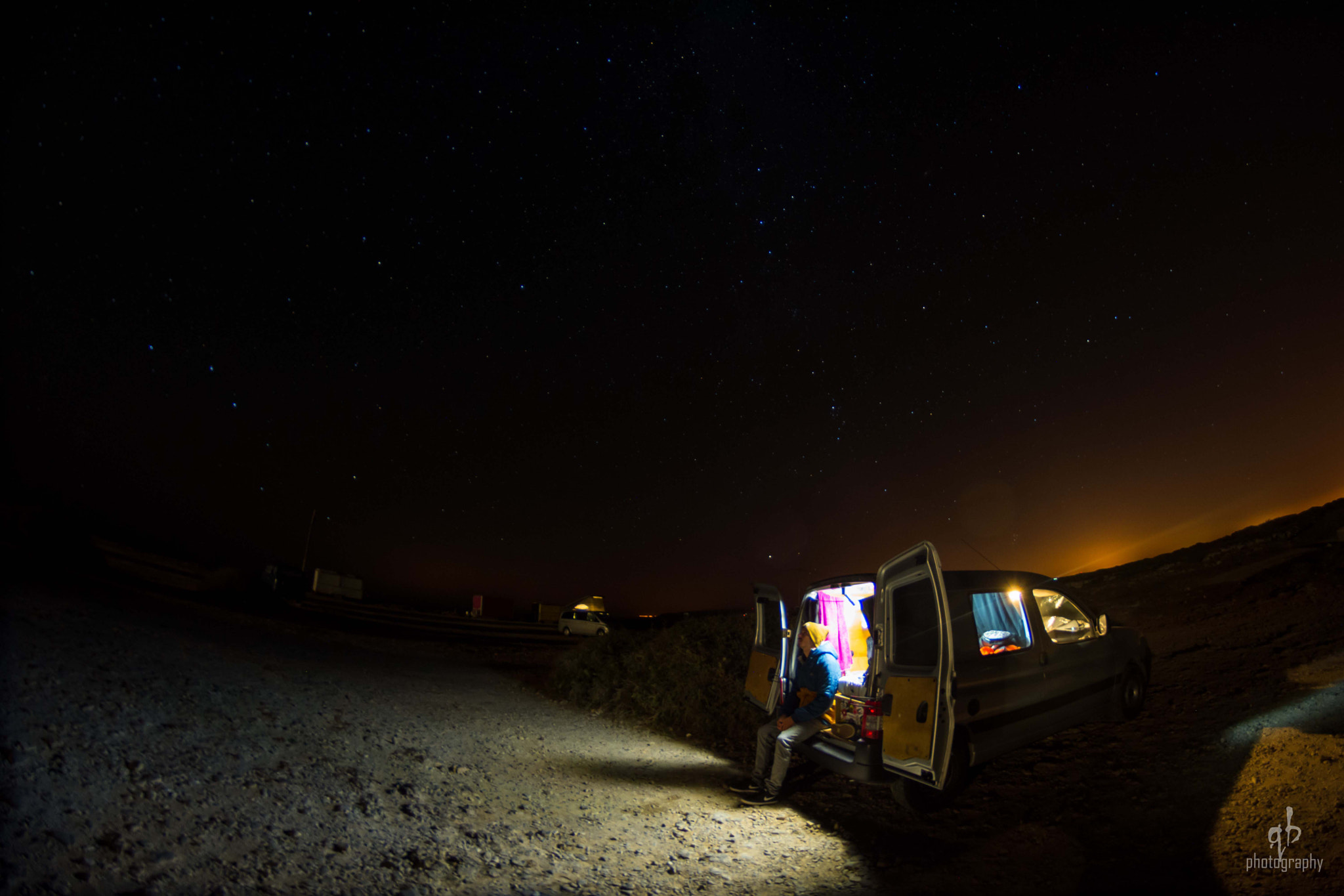 Nikon D7200 + Samyang 8mm F3.5 Aspherical IF MC Fisheye sample photo. Road trip car photography