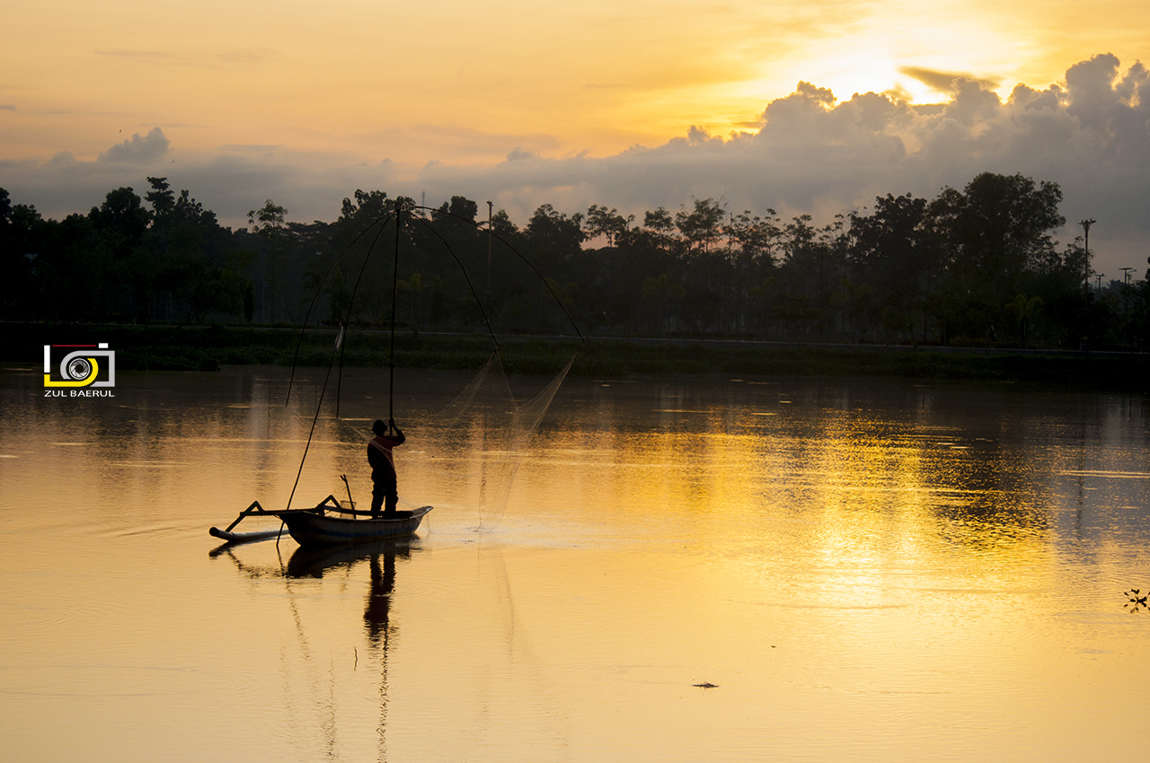 Nikon D90 + AF Nikkor 70-210mm f/4-5.6 sample photo. Good morning from lombok  photography