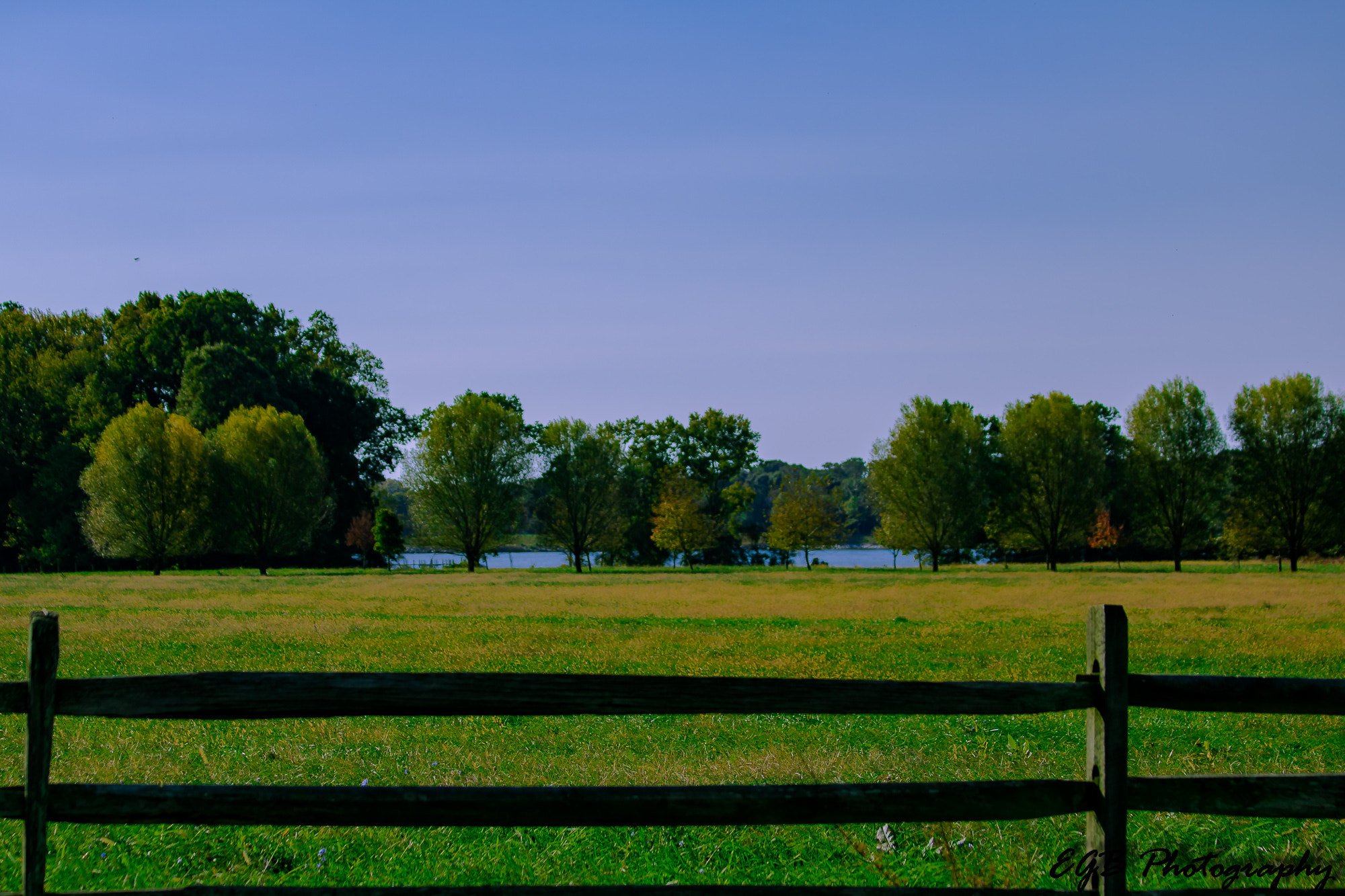 Canon EF 70-300mm F4-5.6 IS USM sample photo. Open fields photography