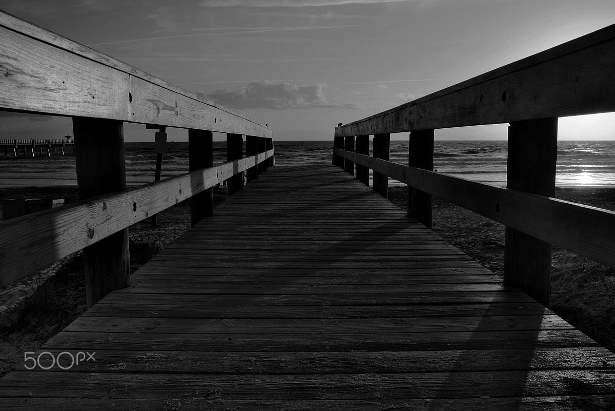 Sigma 18-50mm F2.8 EX DC Macro sample photo. The waterway photography