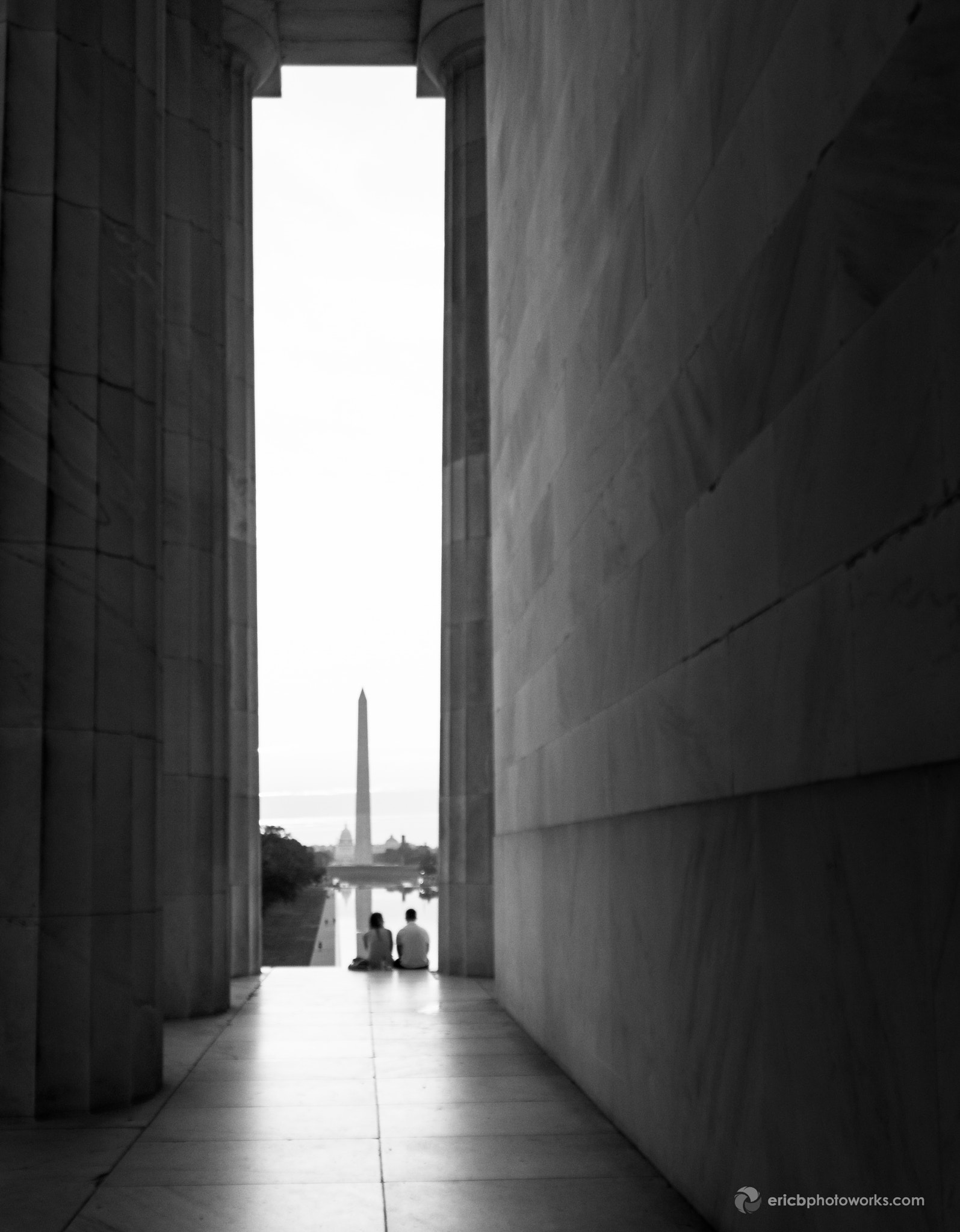 Sony a6300 + Canon EF 17-40mm F4L USM sample photo. Washington monument from the lincoln memorial photography