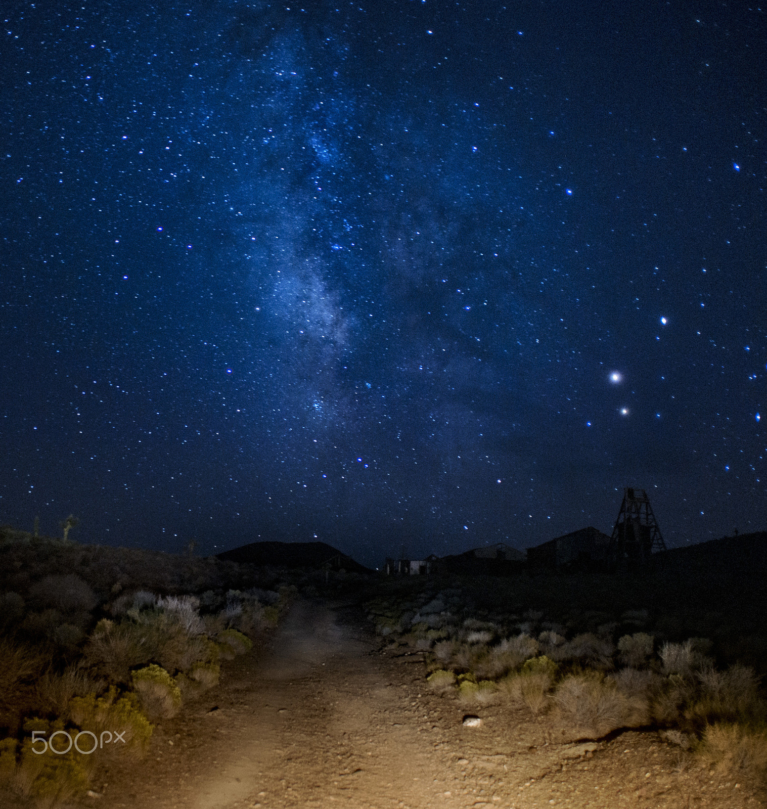 Nikon D800 + Nikon AF Nikkor 20mm F2.8D sample photo. Star trail photography