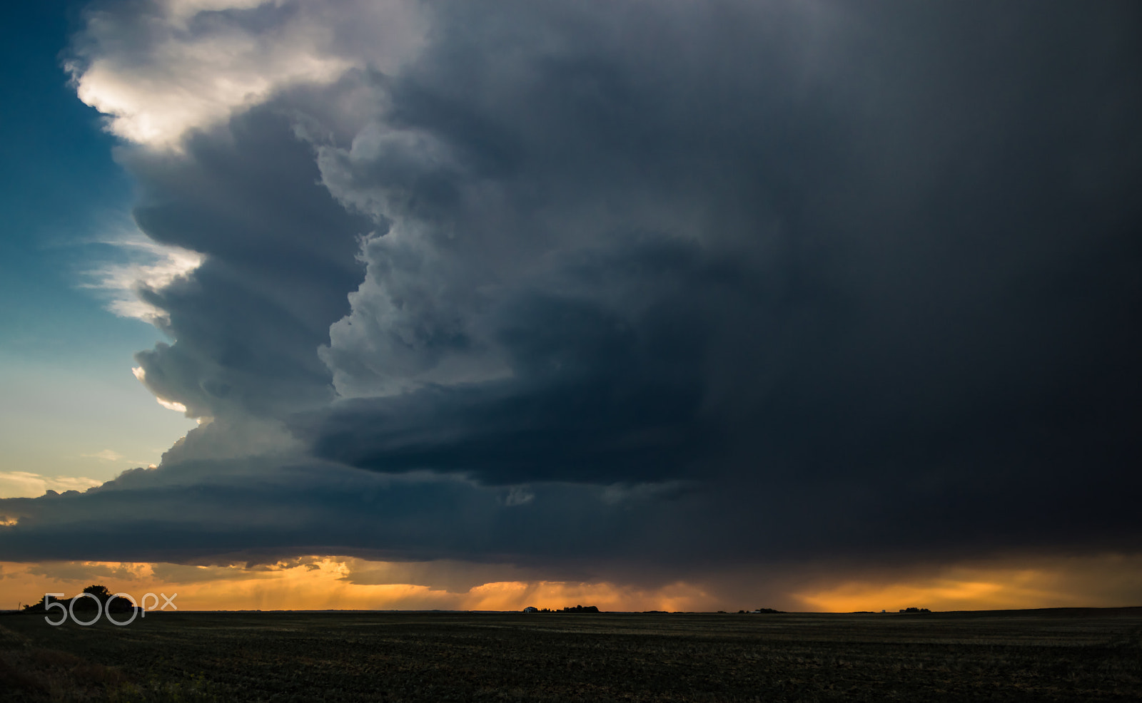 Nikon D3200 + Sigma 18-50mm F2.8 EX DC Macro sample photo. Electrical night storm photography