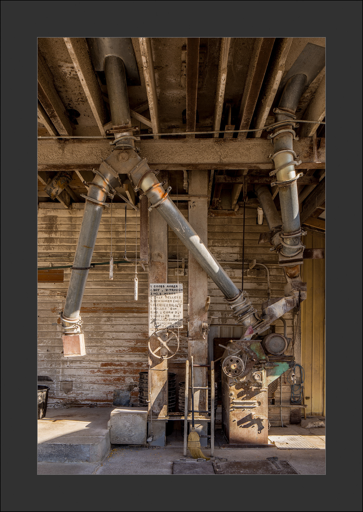Canon TS-E 24.0mm f/3.5 L II sample photo. It's all in the details photography