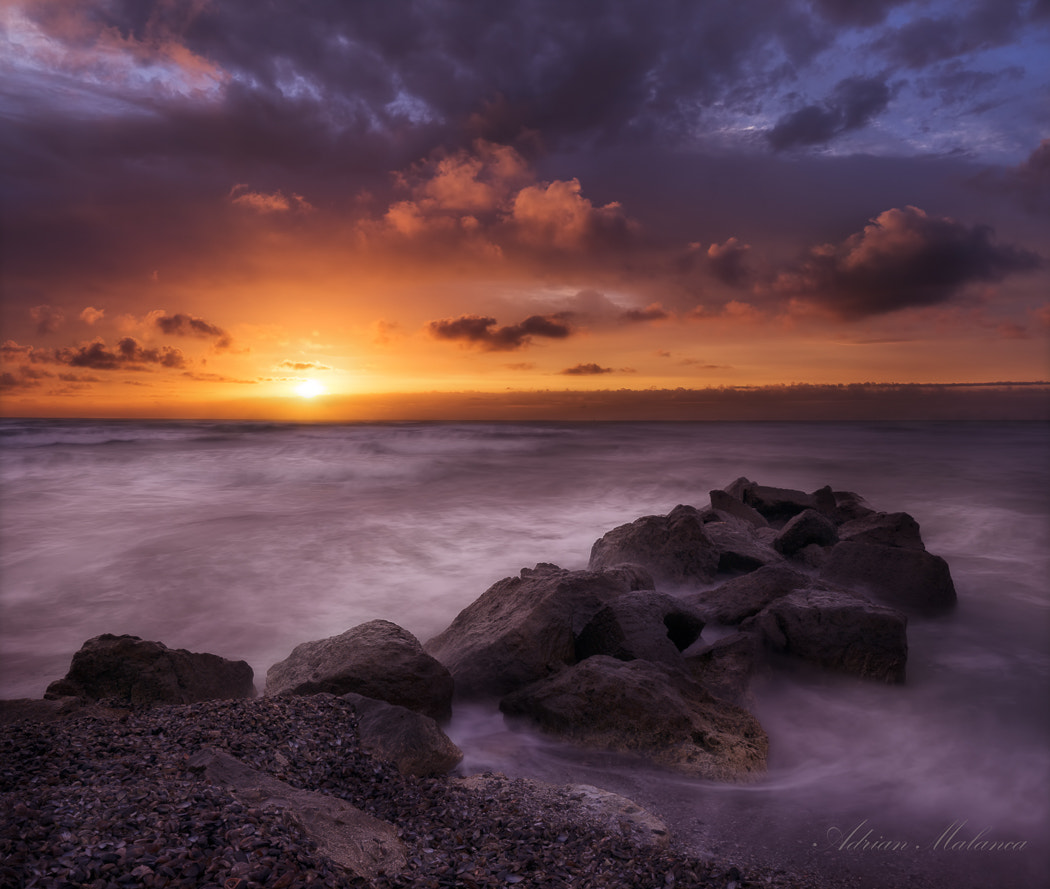 Sony Alpha NEX-6 + E 18mm F2.8 sample photo. Sunrise at the beach photography